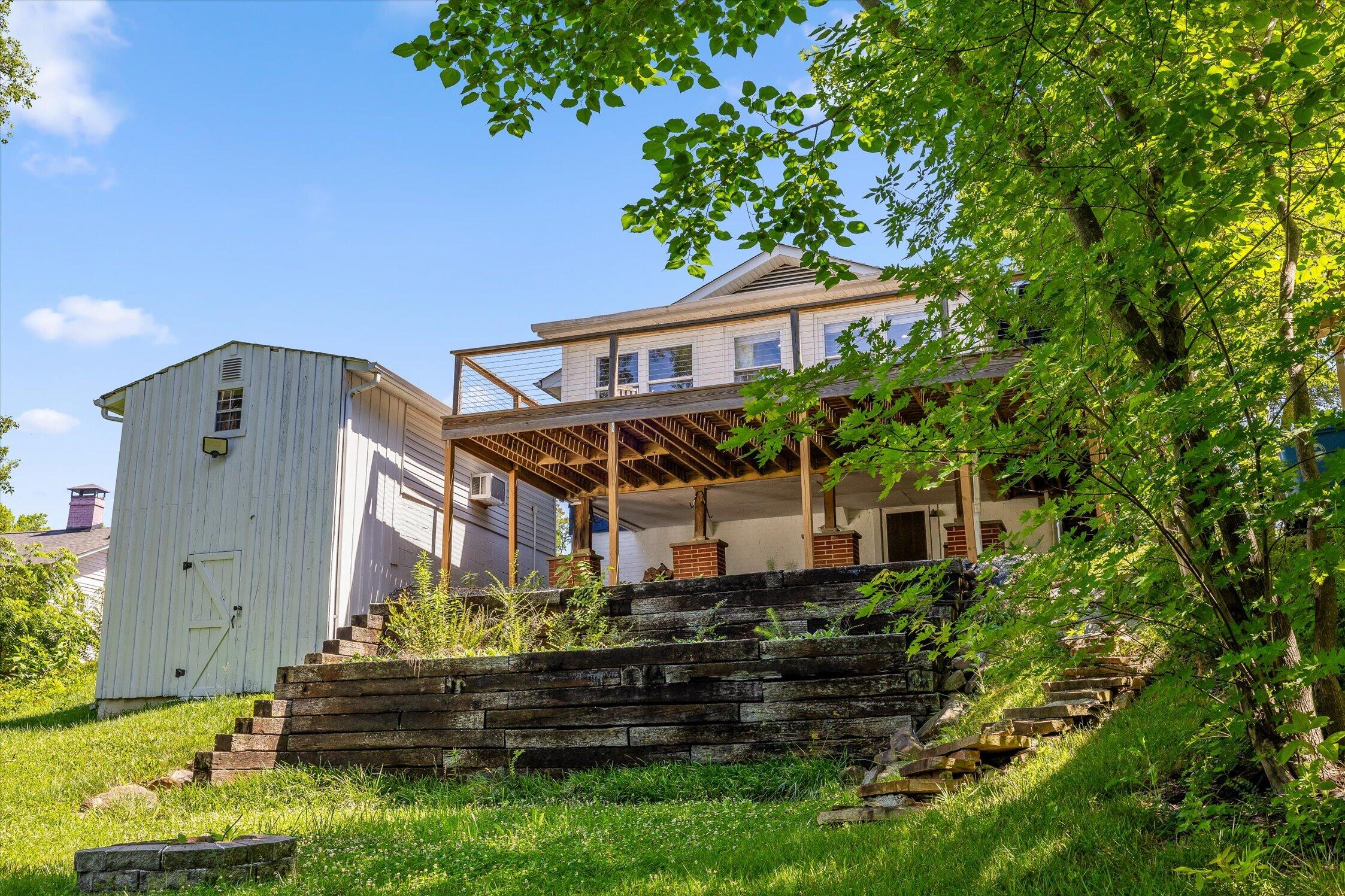 720 Mount Vernon Avenue