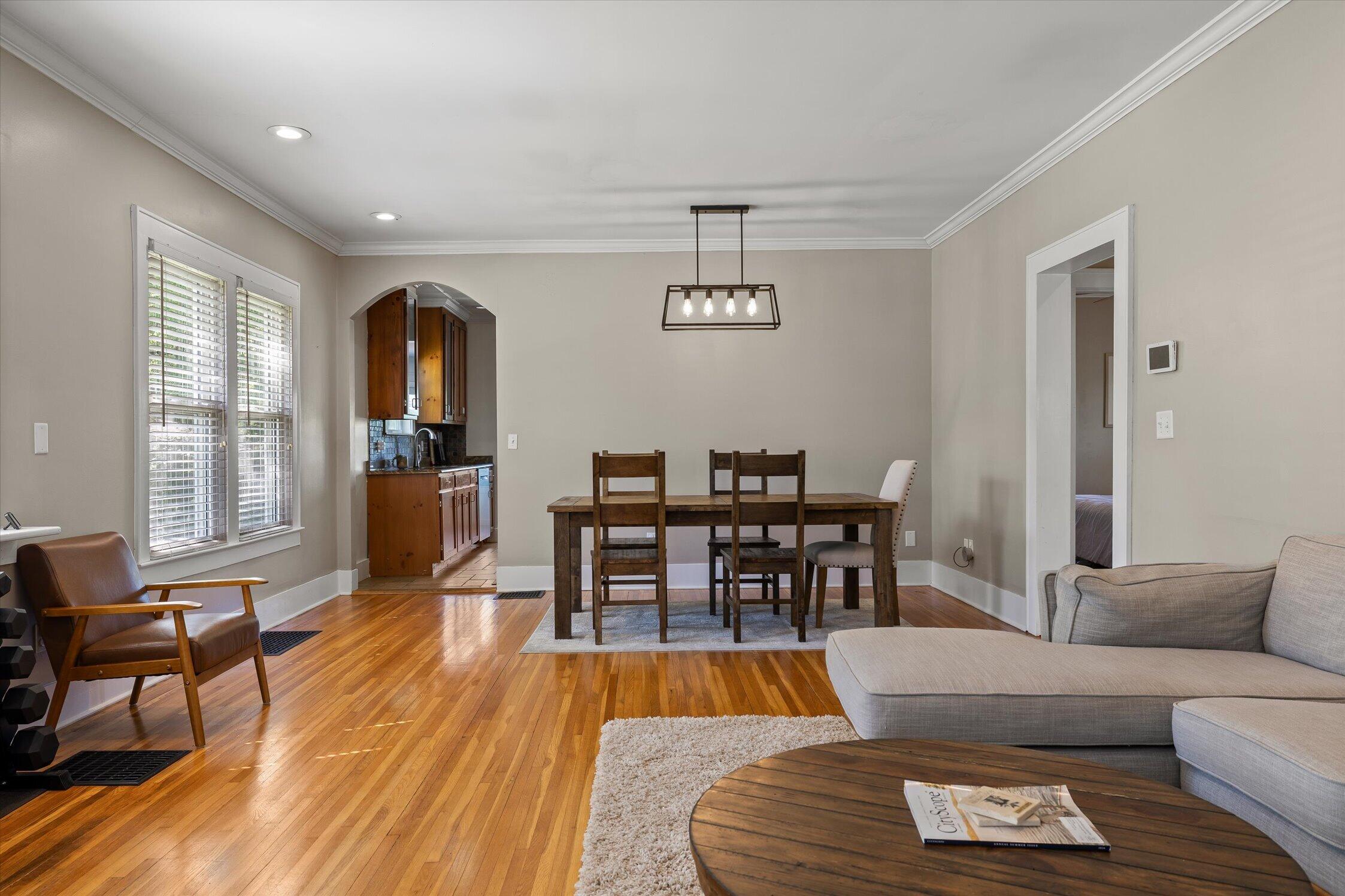 720 Mount Vernon Avenue