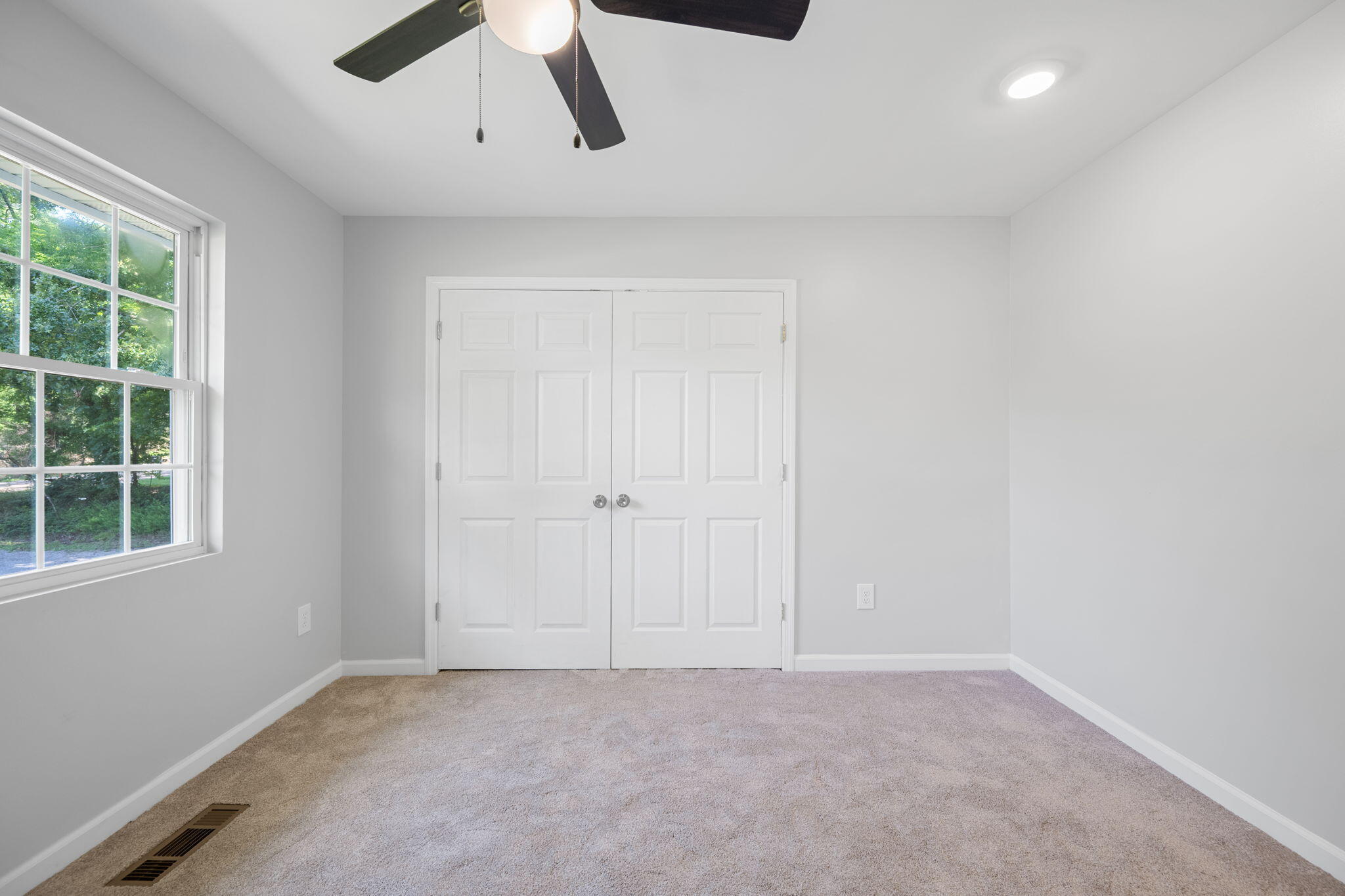 11025 Apison Pike