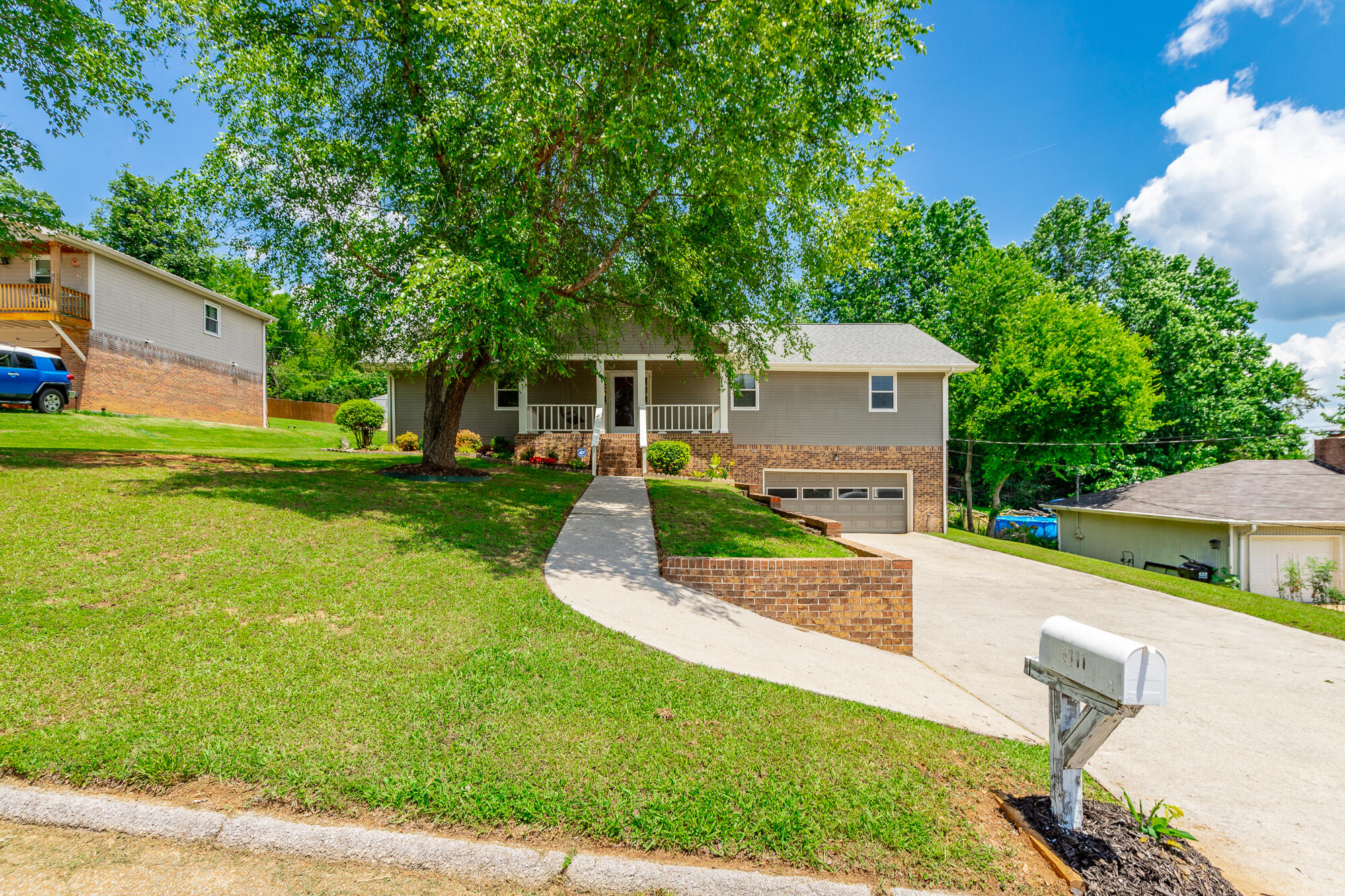 9111 Hundley Road