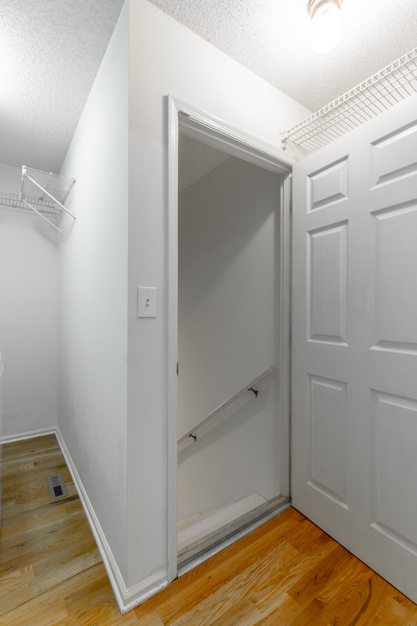 9111 Hundley Road