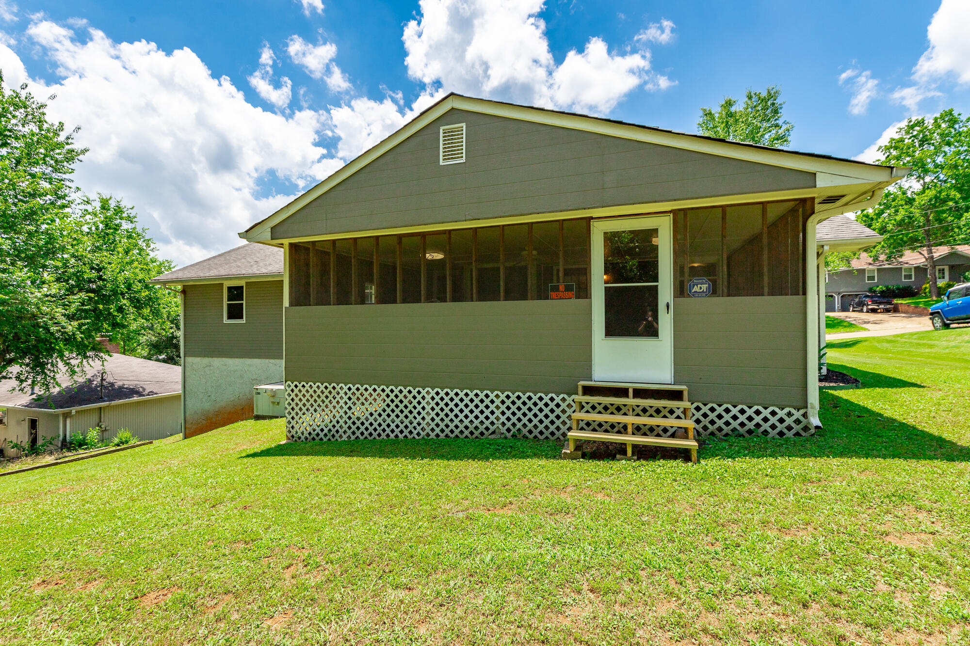 9111 Hundley Road