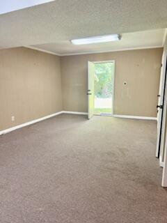 3562 Valley Trail
