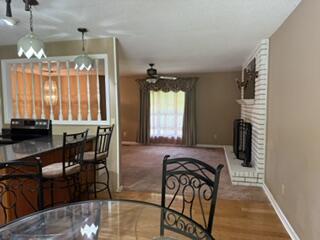 3562 Valley Trail