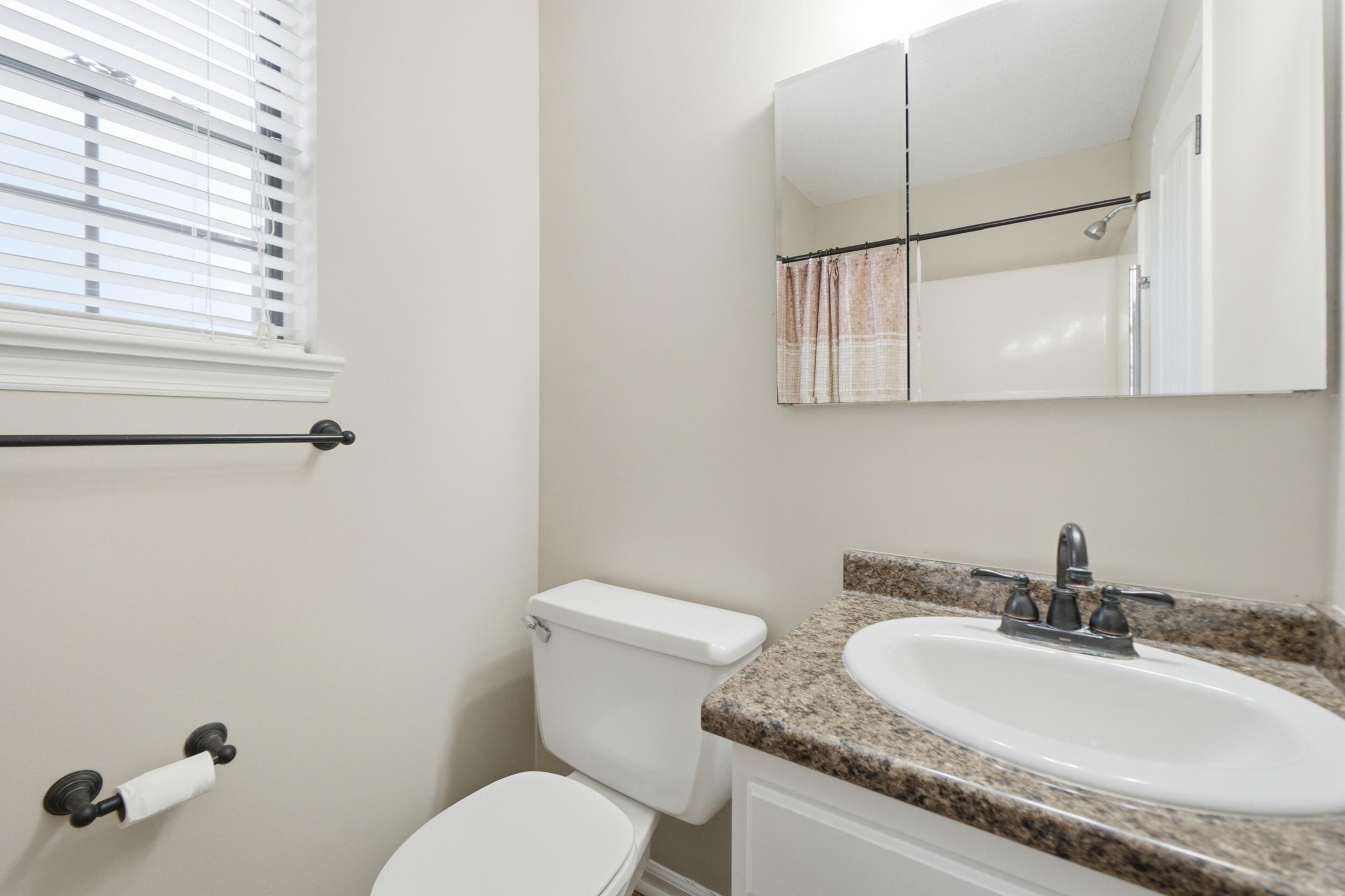 3562 Valley Trail