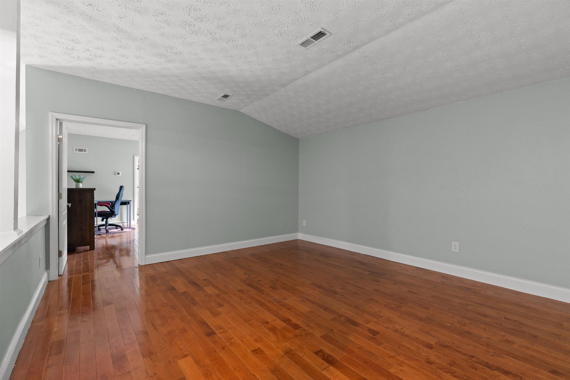 9853 Hixson Pike