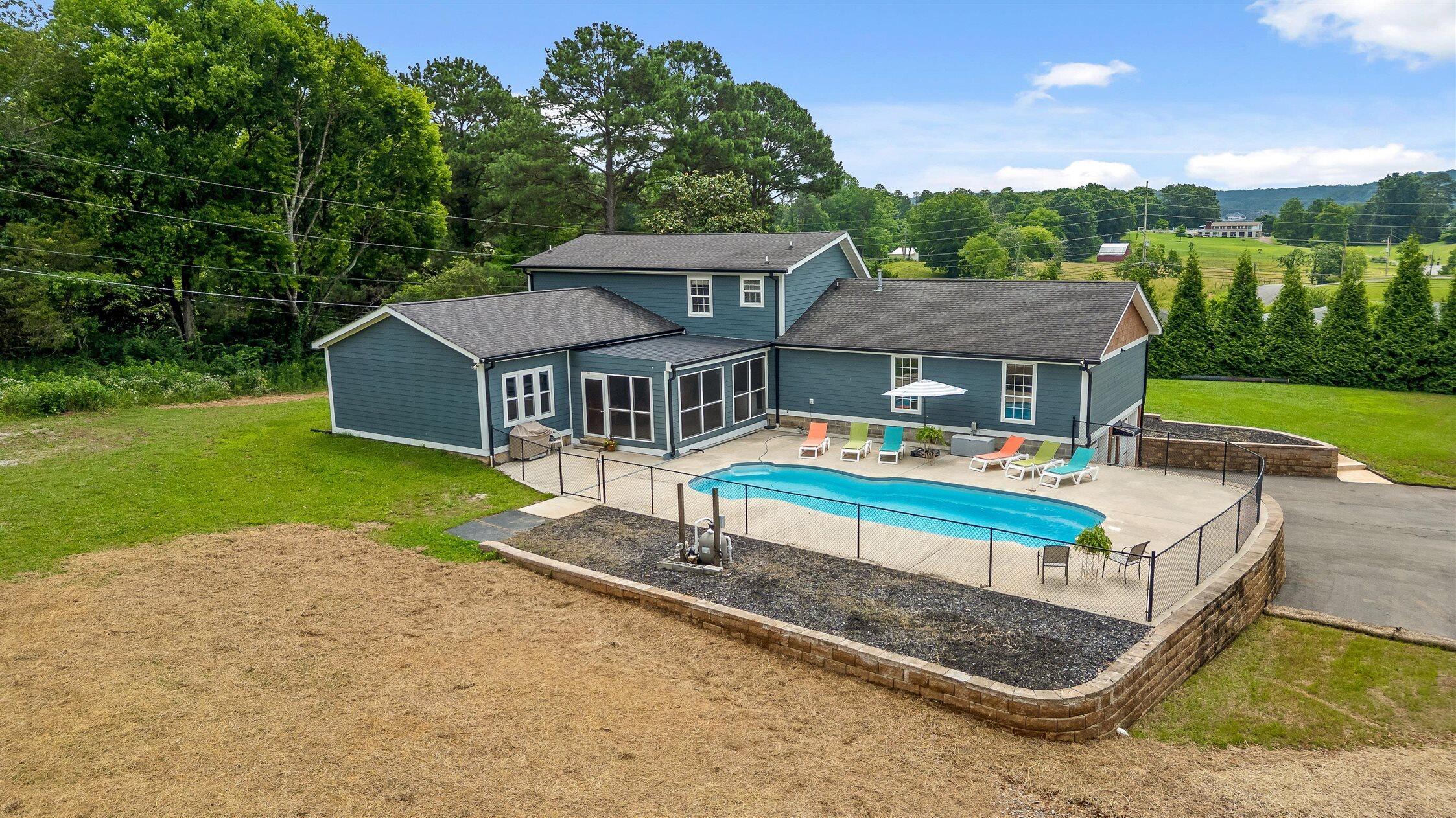 9853 Hixson Pike