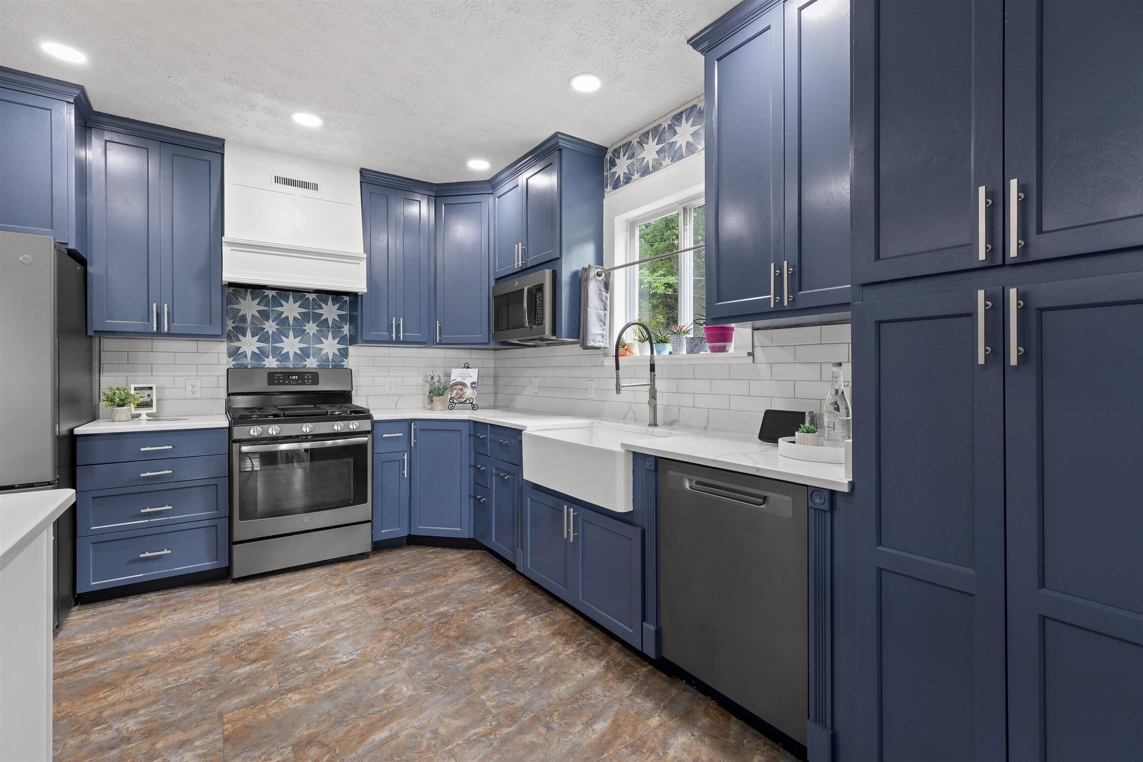 9853 Hixson Pike