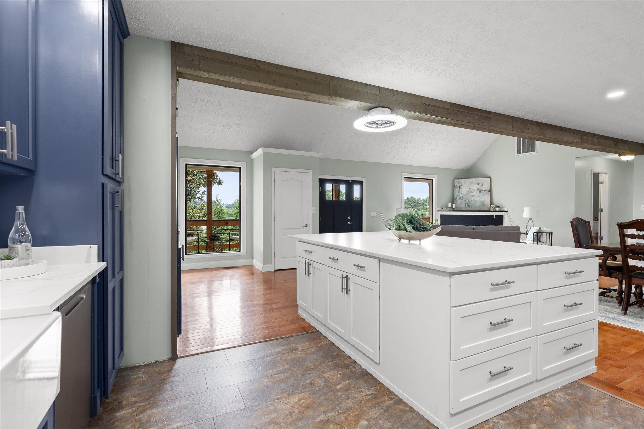 9853 Hixson Pike