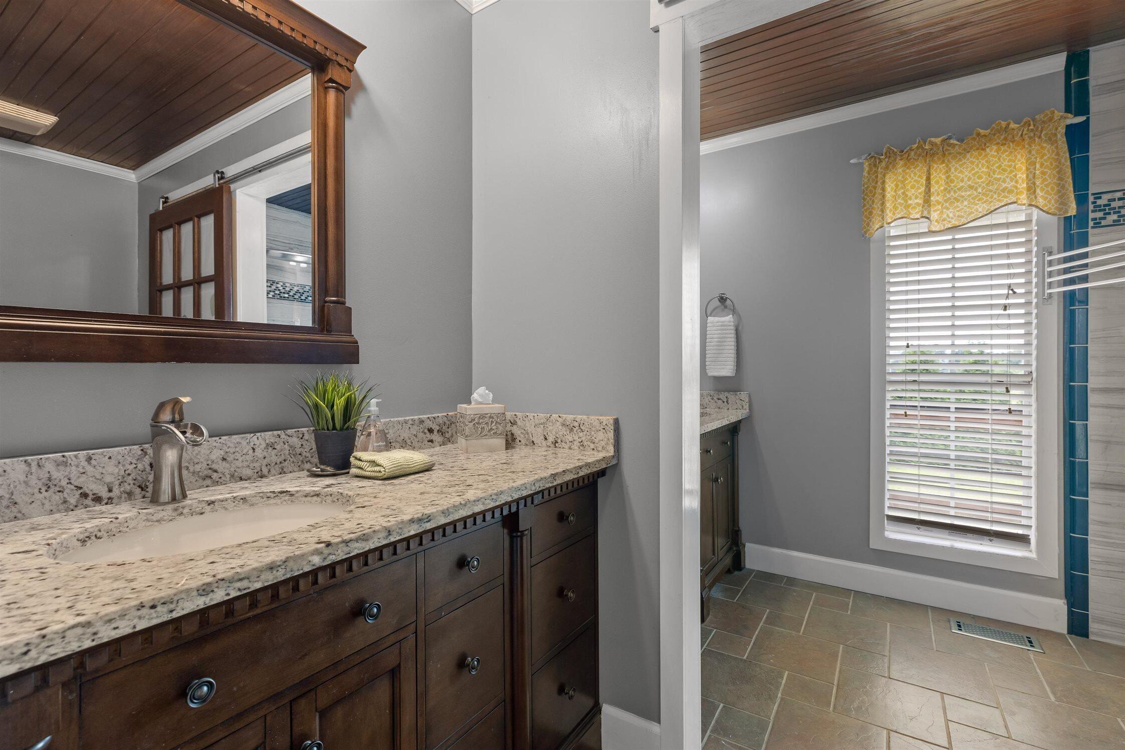9853 Hixson Pike