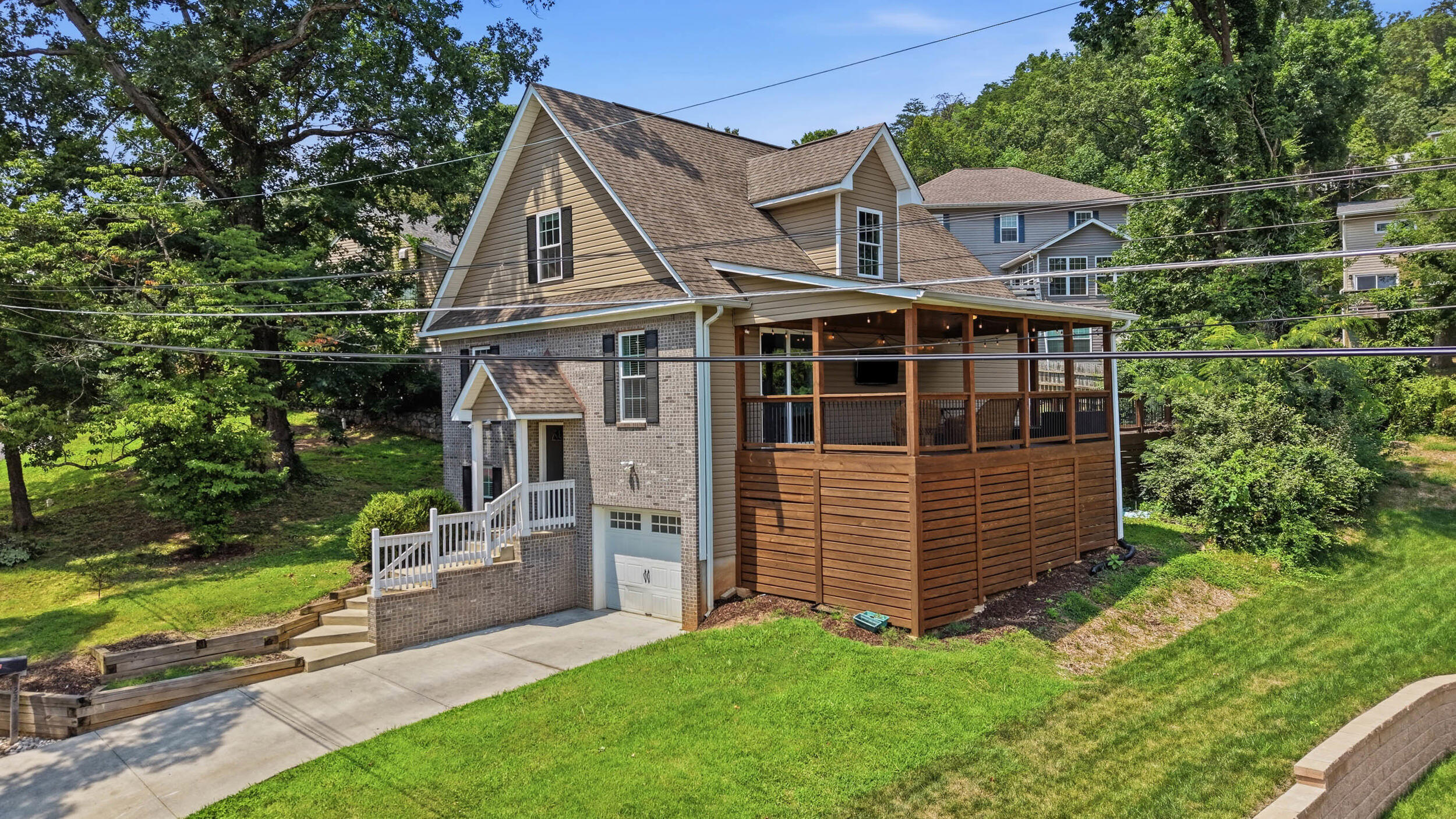 323 Pine Ridge Road