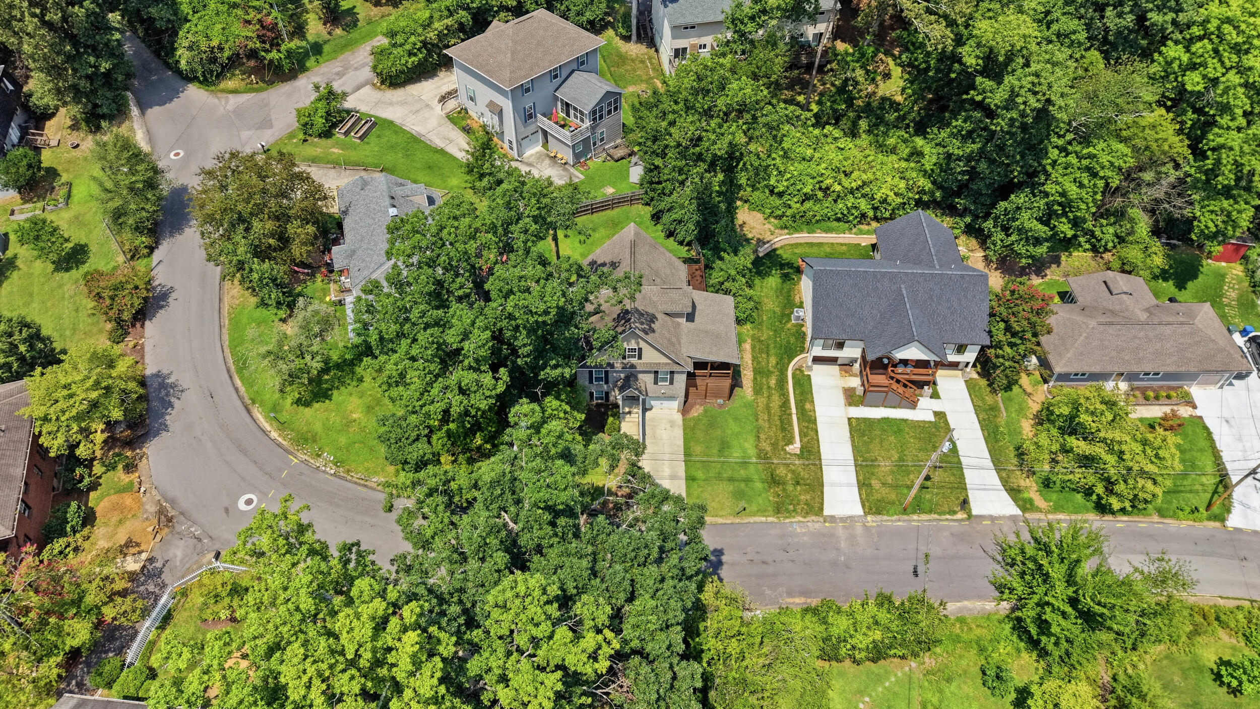 323 Pine Ridge Road