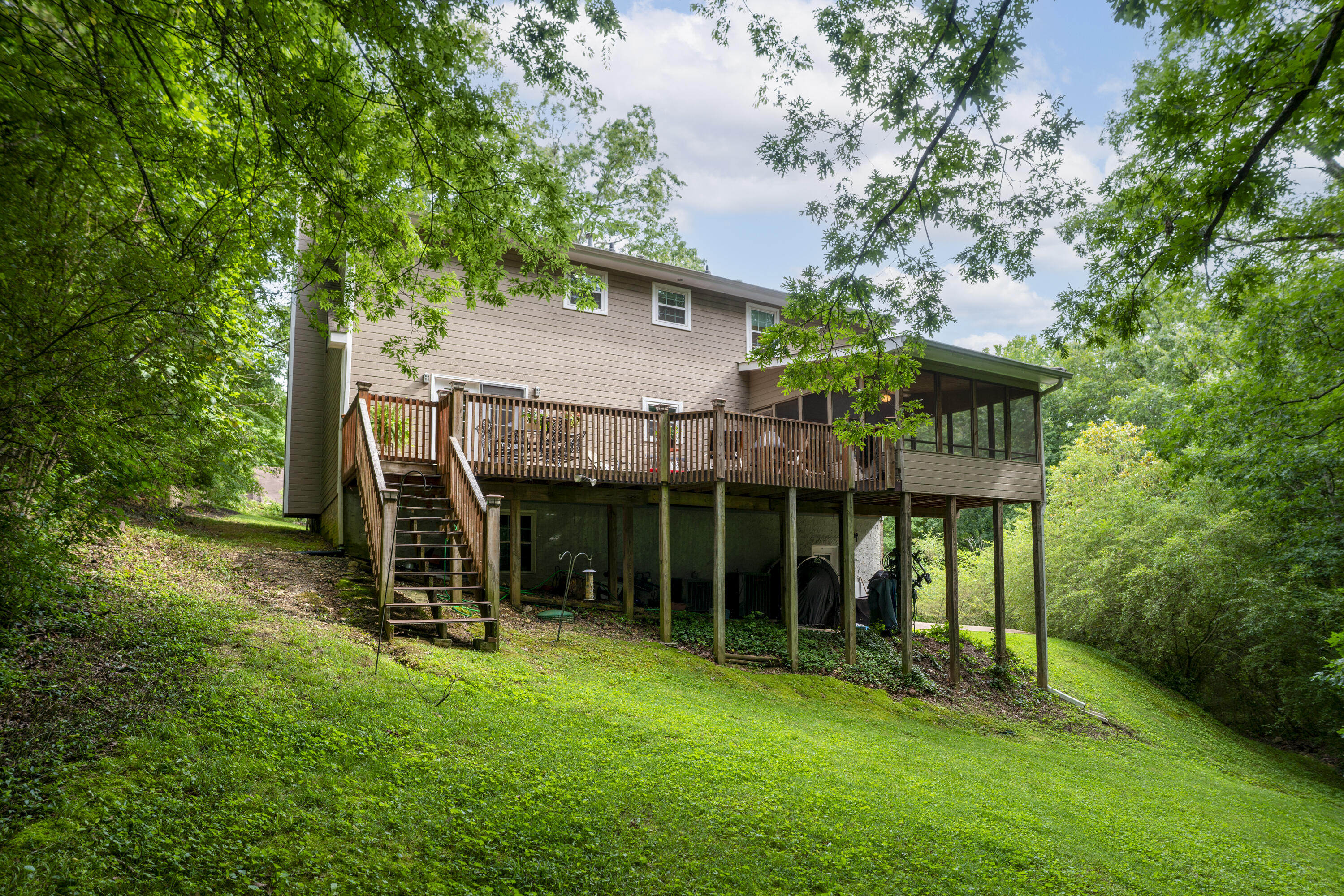 9215 Smokewood Trail