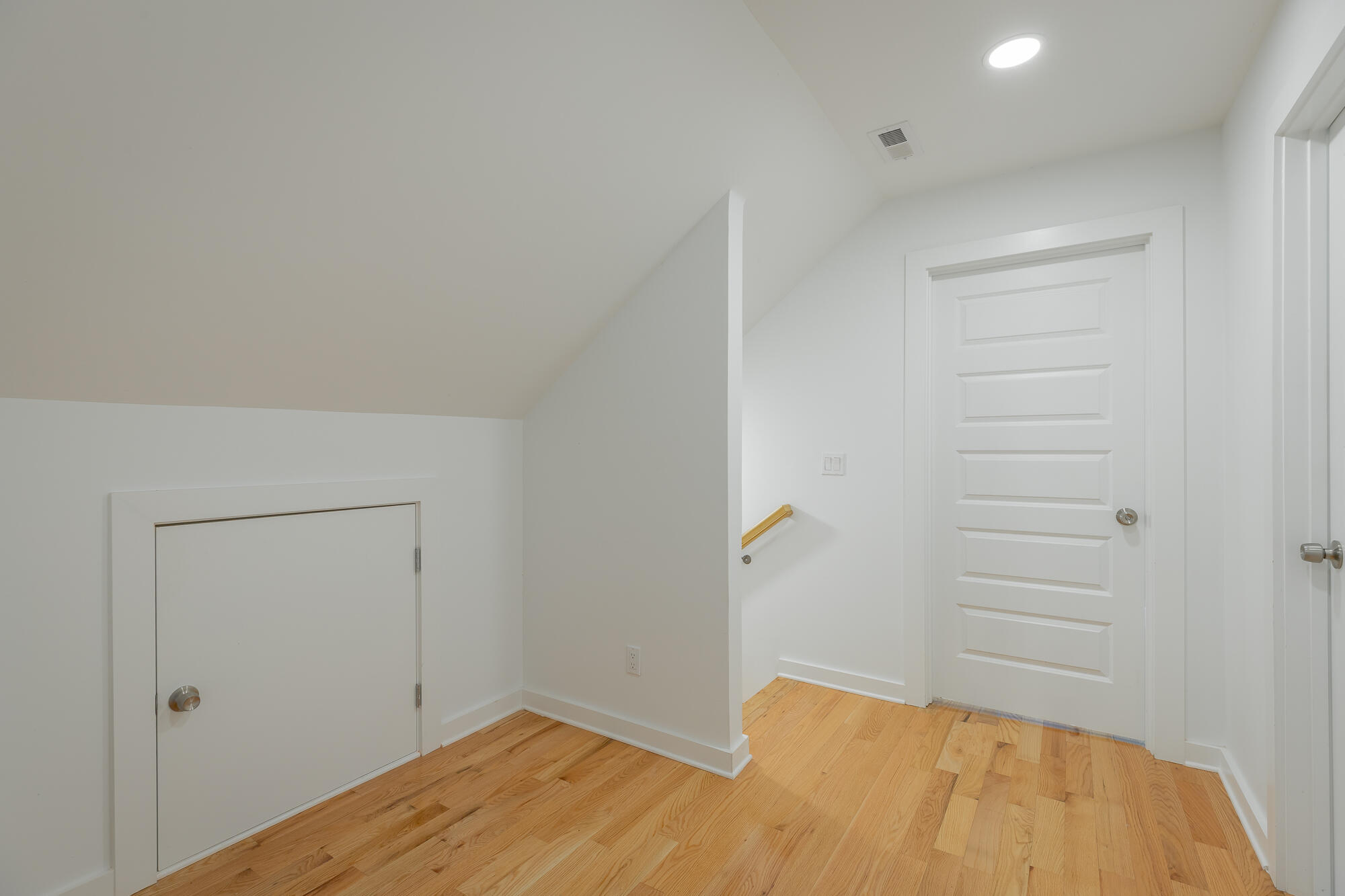 106 Everett Street
