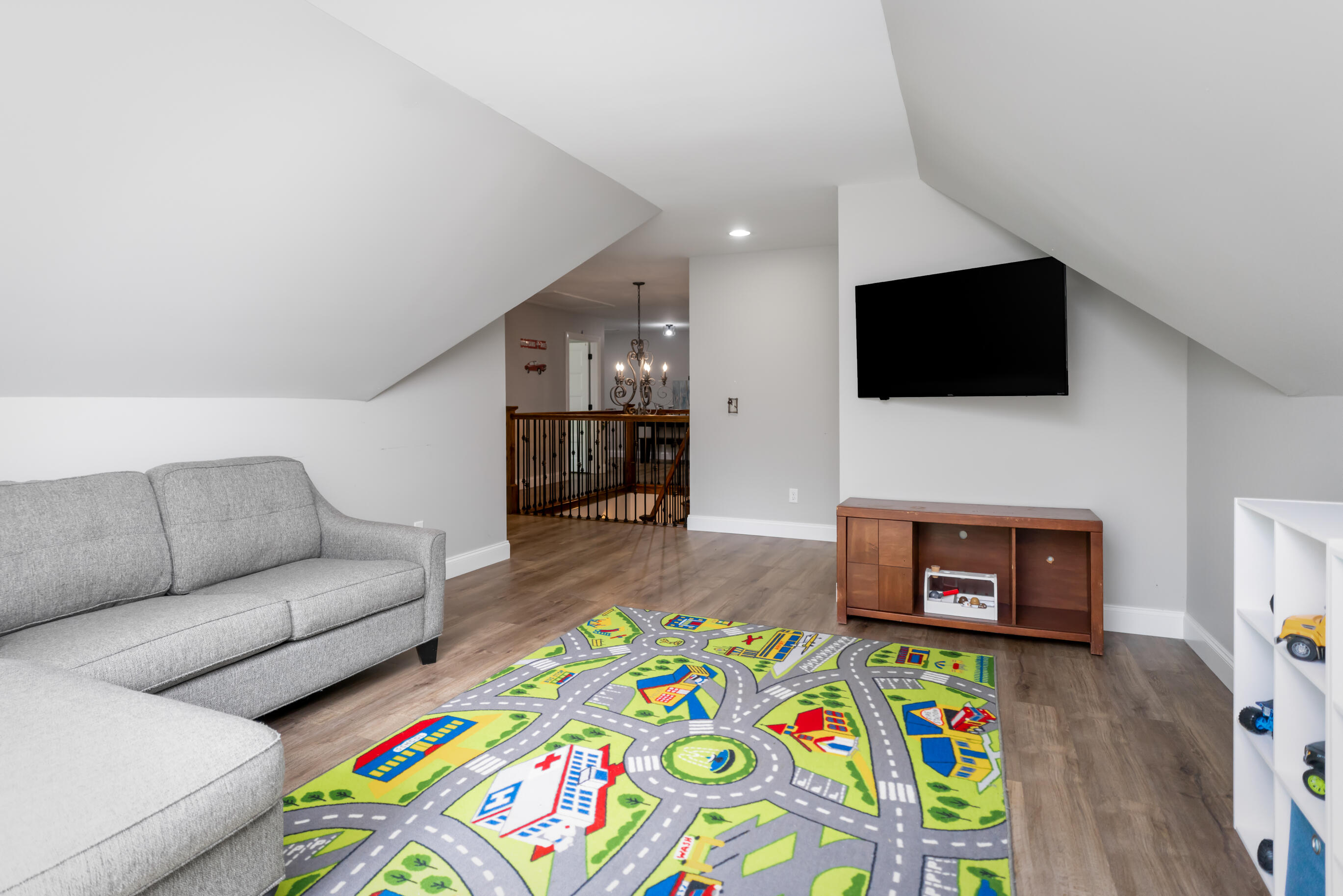 2444 Cloverdale Road