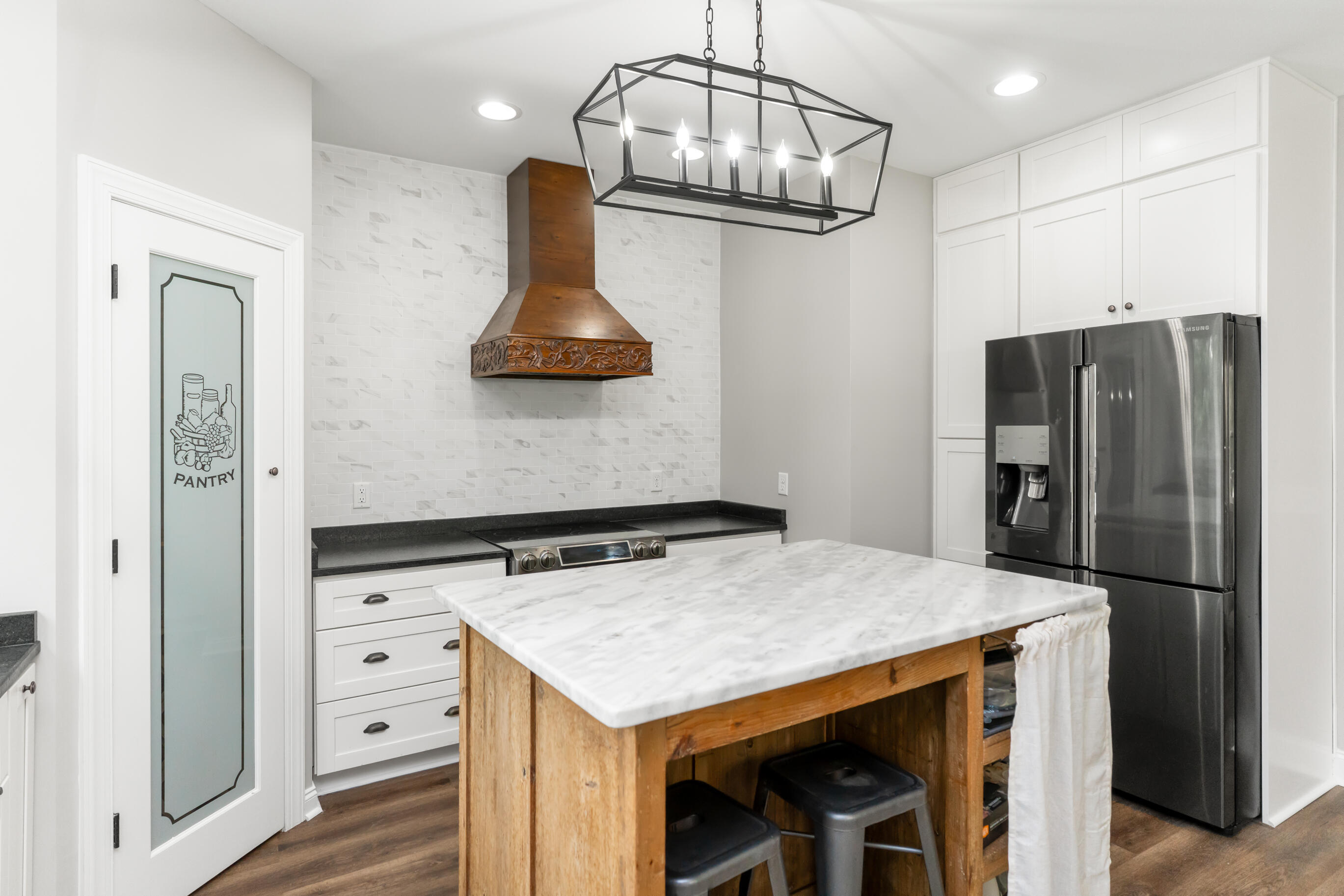 2444 Cloverdale Road