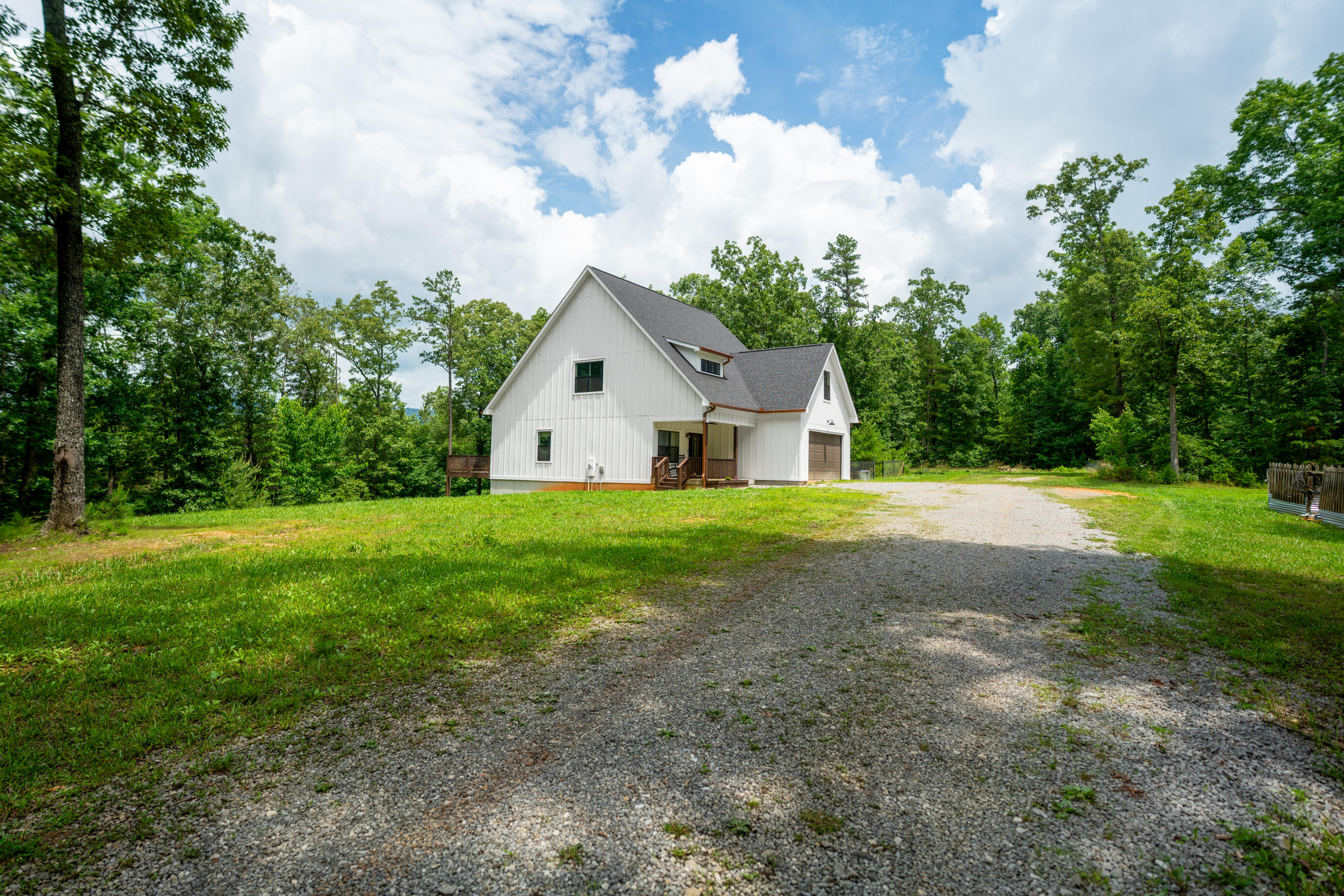 2444 Cloverdale Road