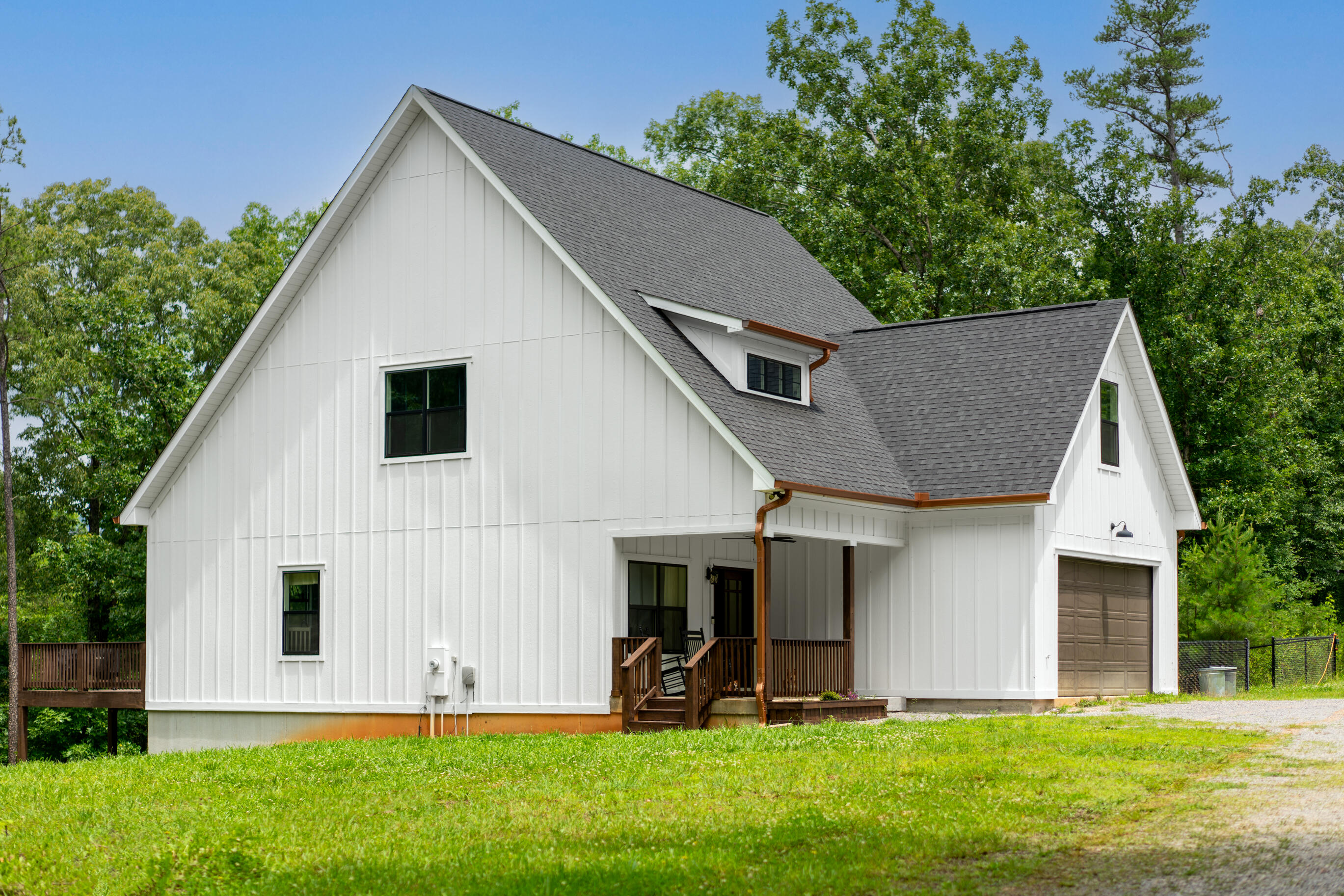 2444 Cloverdale Road