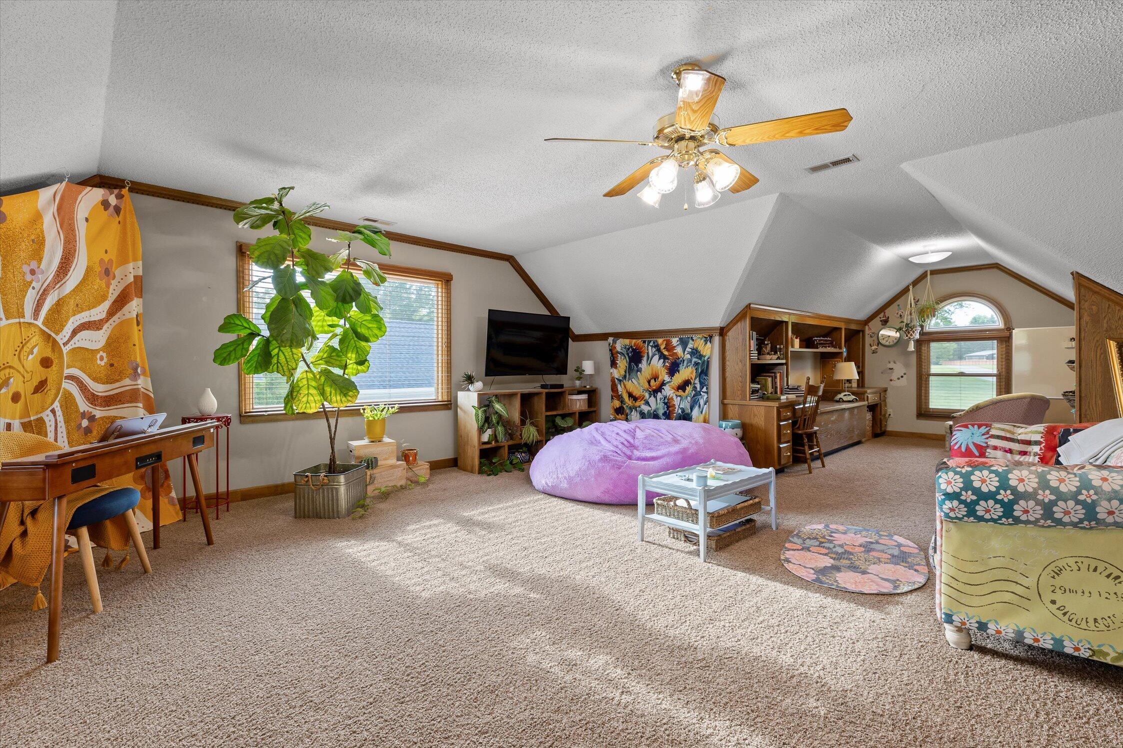 7526 Twisting Creek Lane