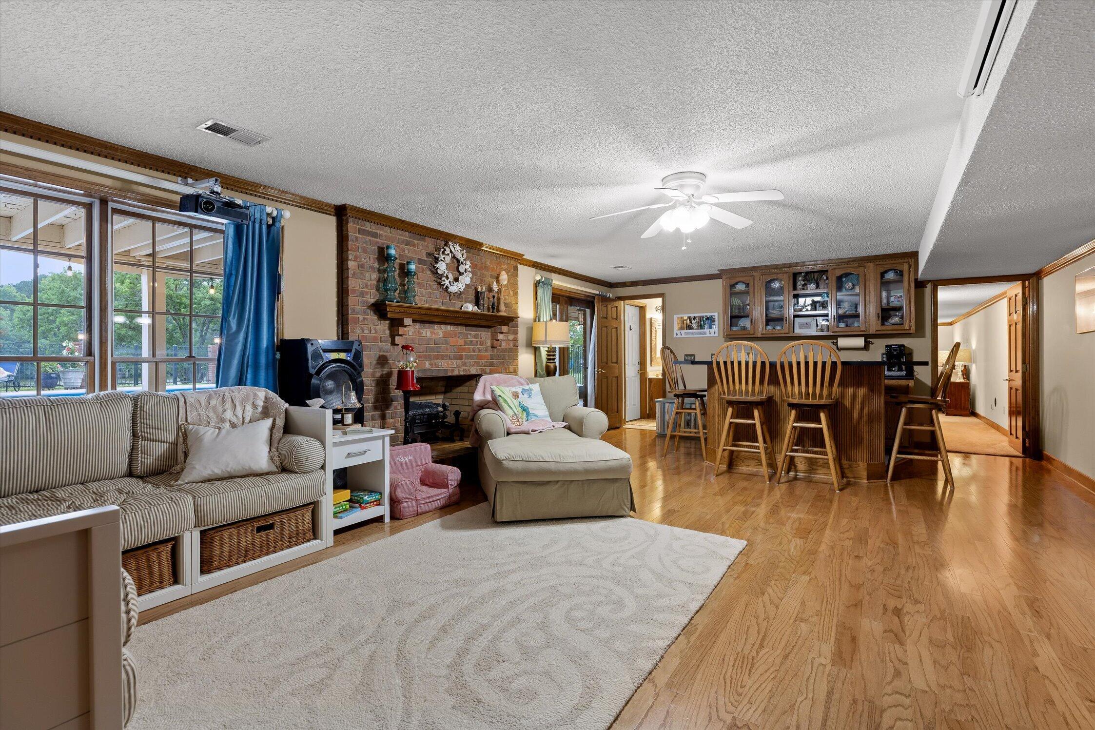 7526 Twisting Creek Lane