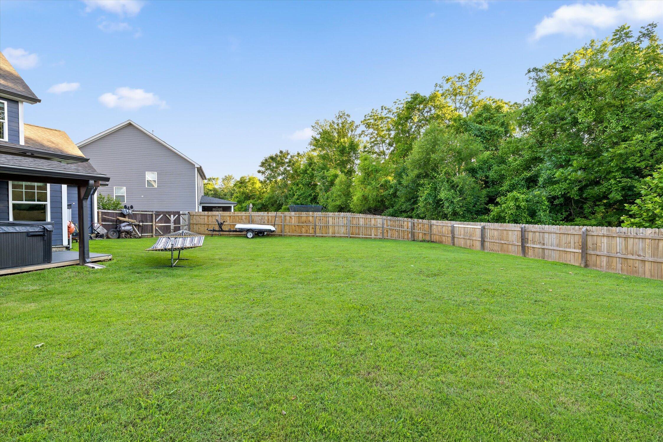 1928 Little Pond Road NE