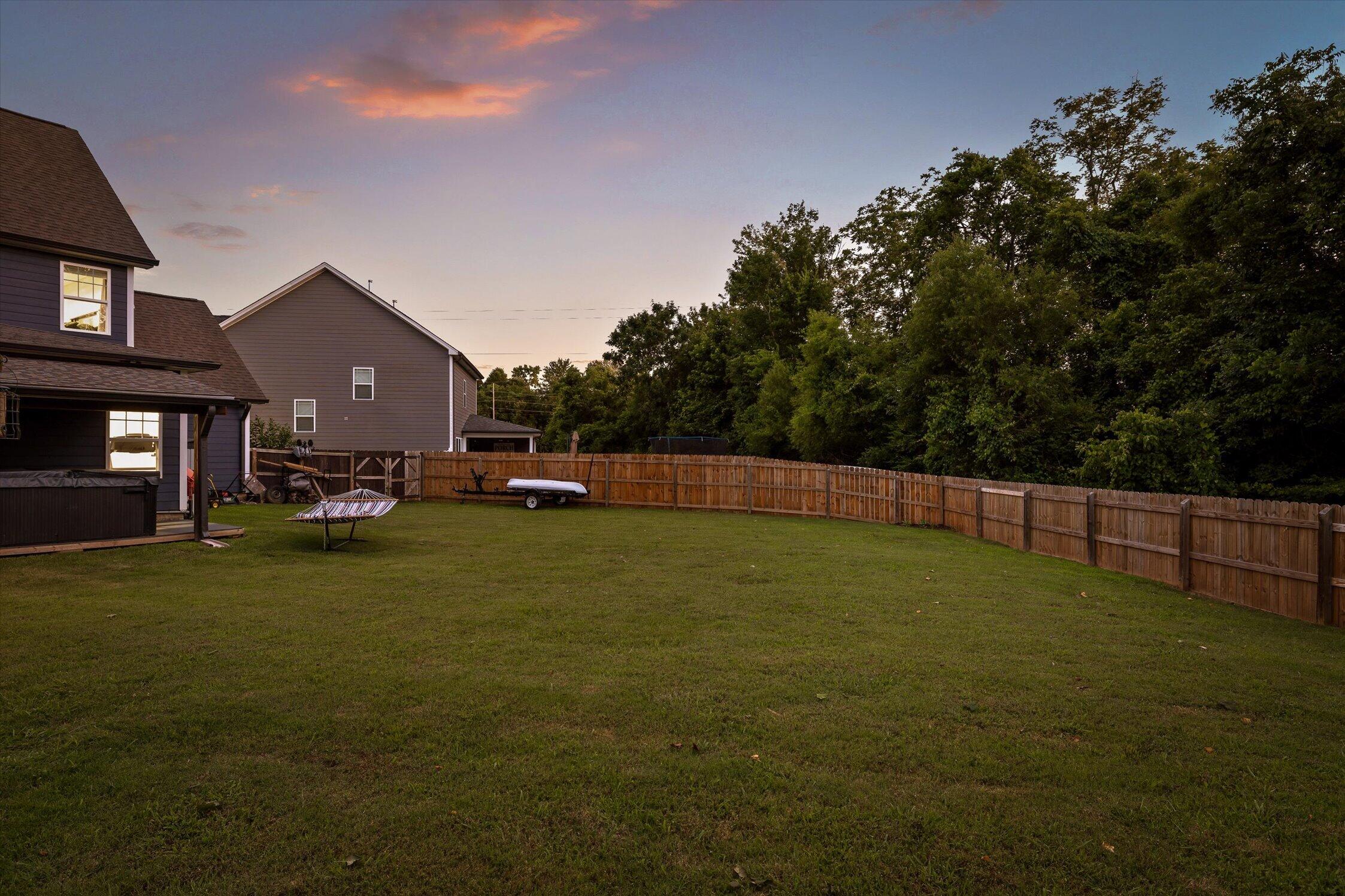 1928 Little Pond Road NE