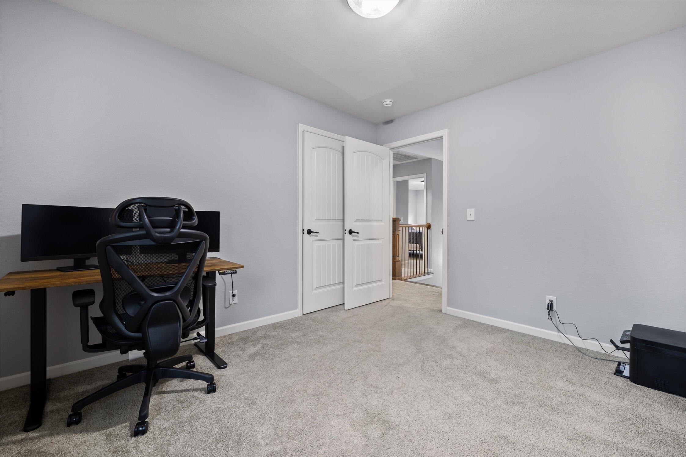 1928 Little Pond Road NE