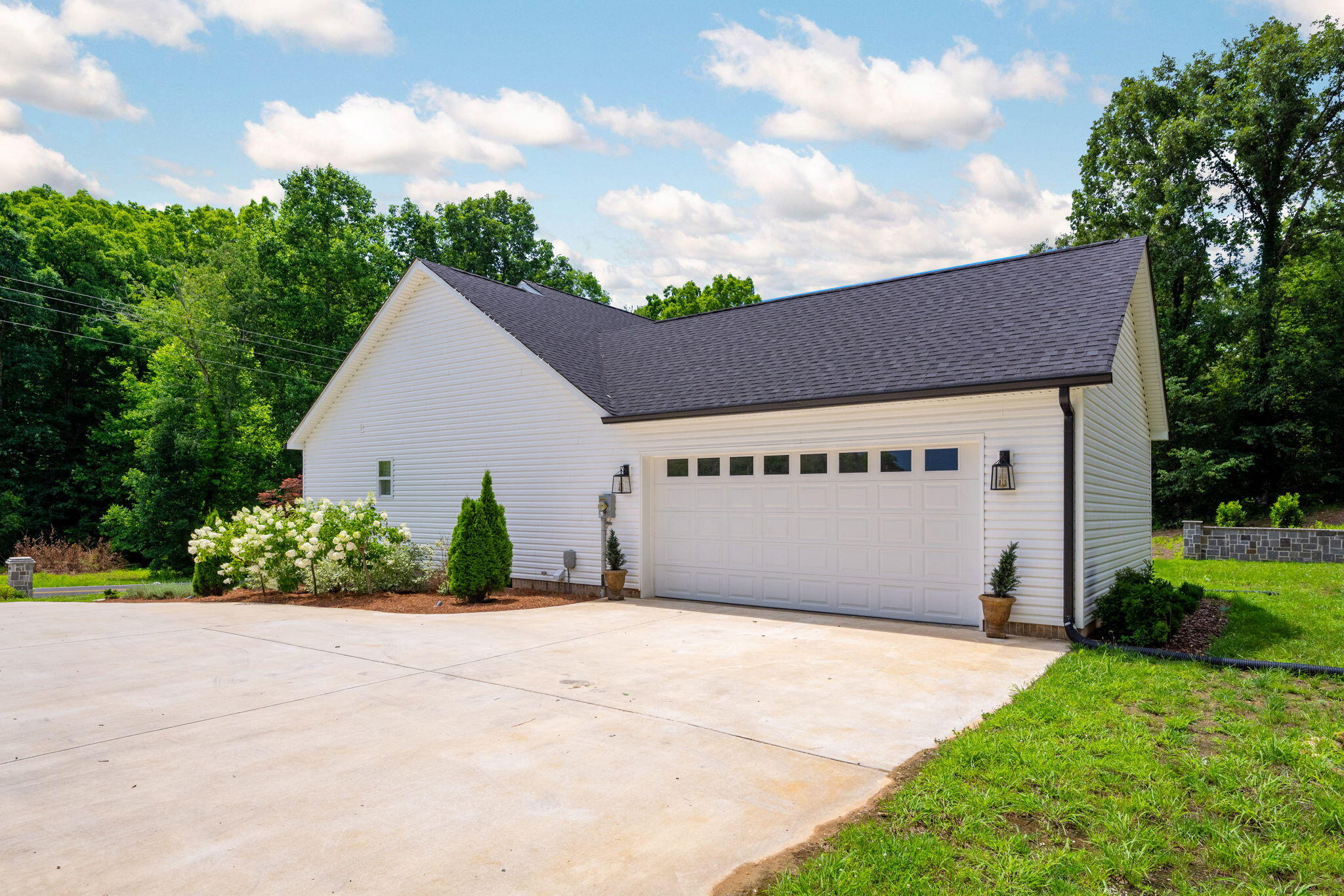 2089 Hudlow Loop Road