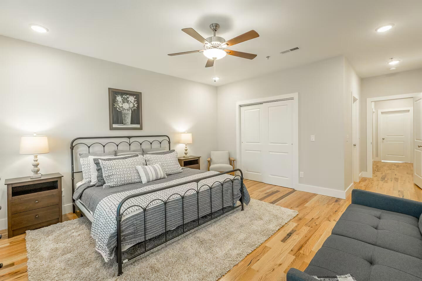 917 E 17th Street, 105