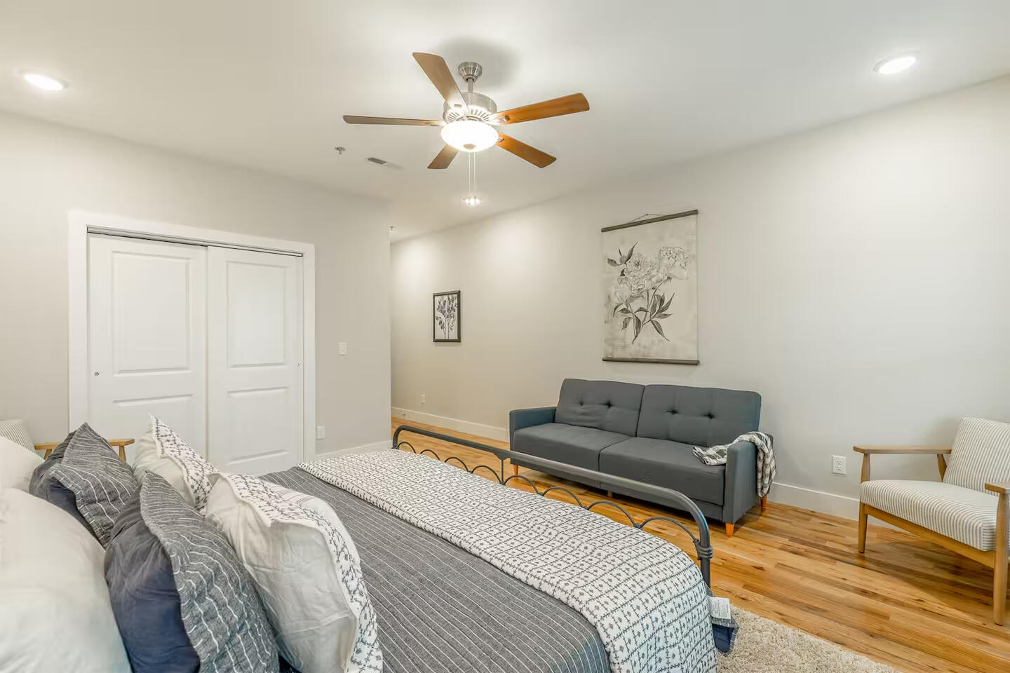 917 E 17th Street, 105