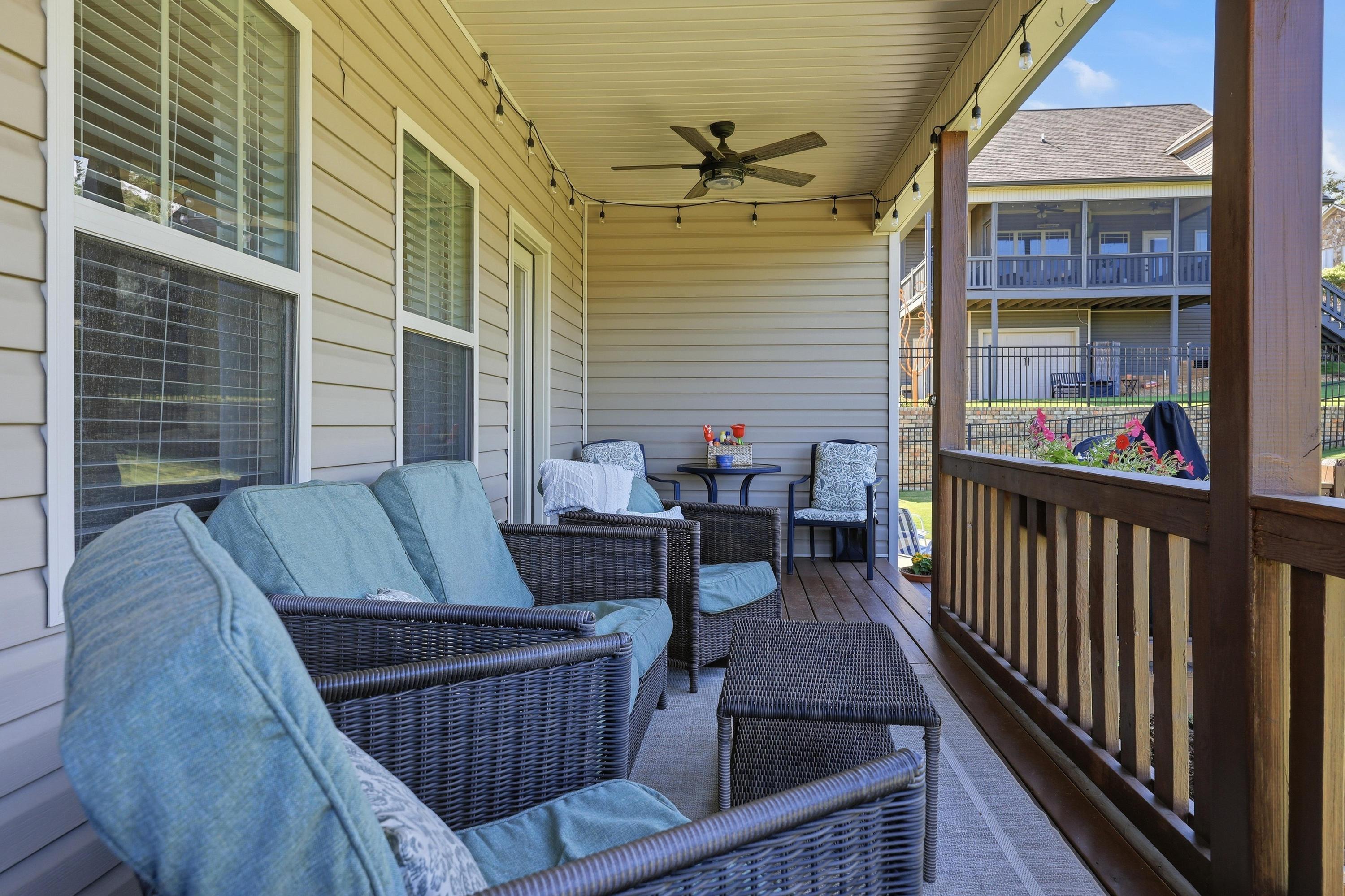 3499 Willow Lake Circle