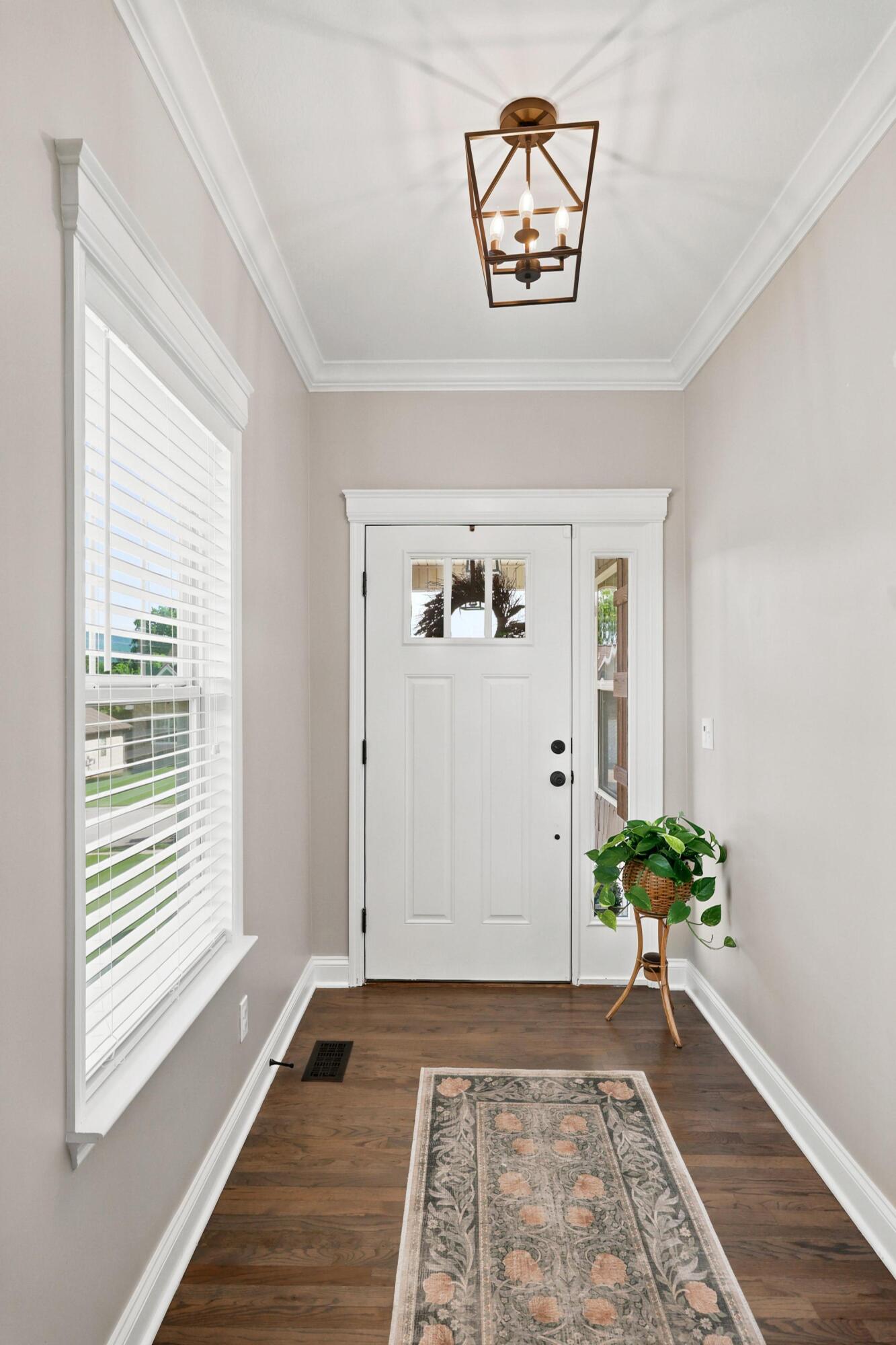 3499 Willow Lake Circle