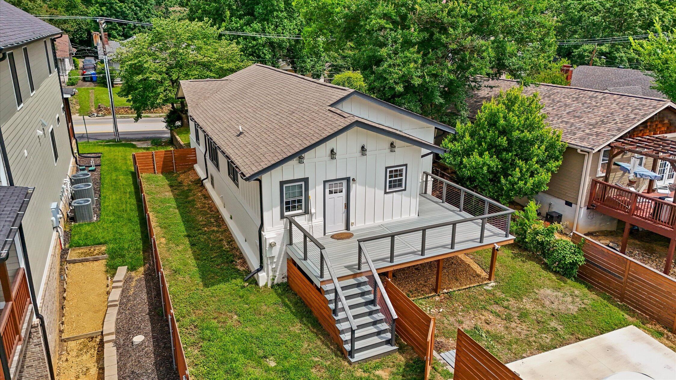 616 Barton Avenue