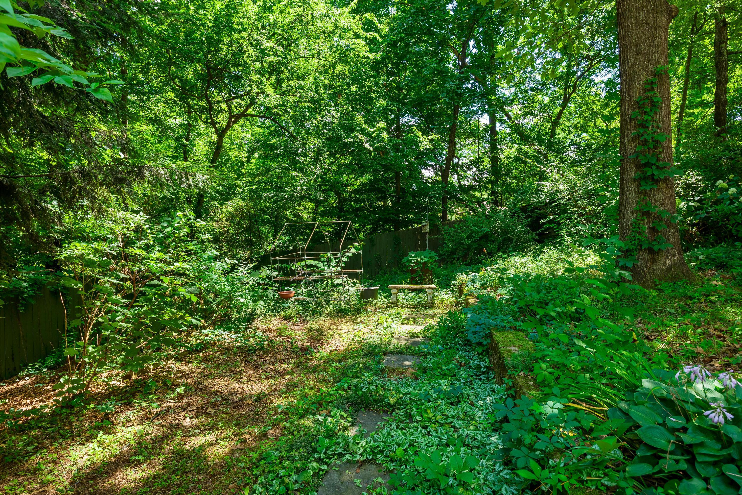 7229 Fairington Circle