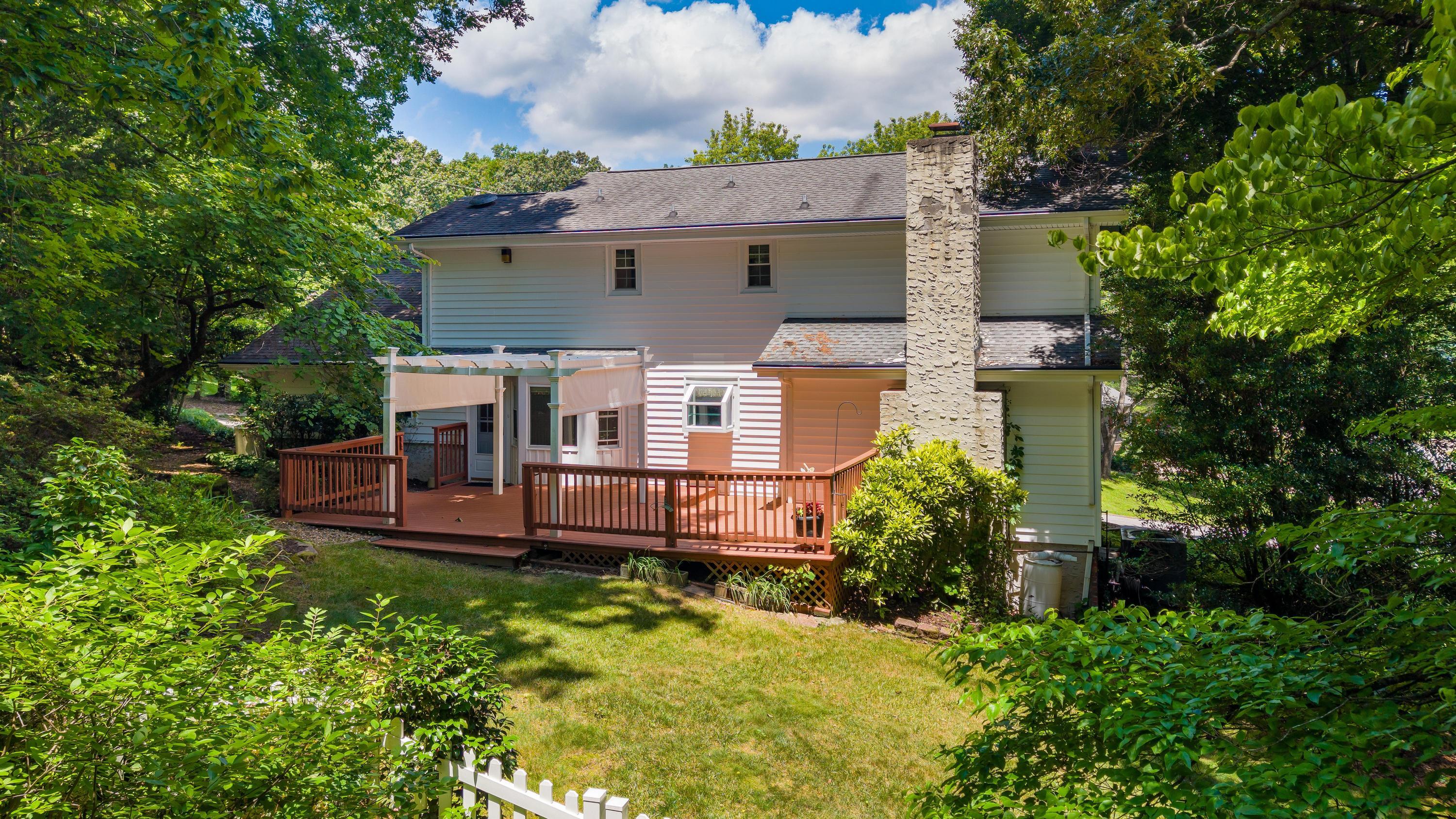 7229 Fairington Circle