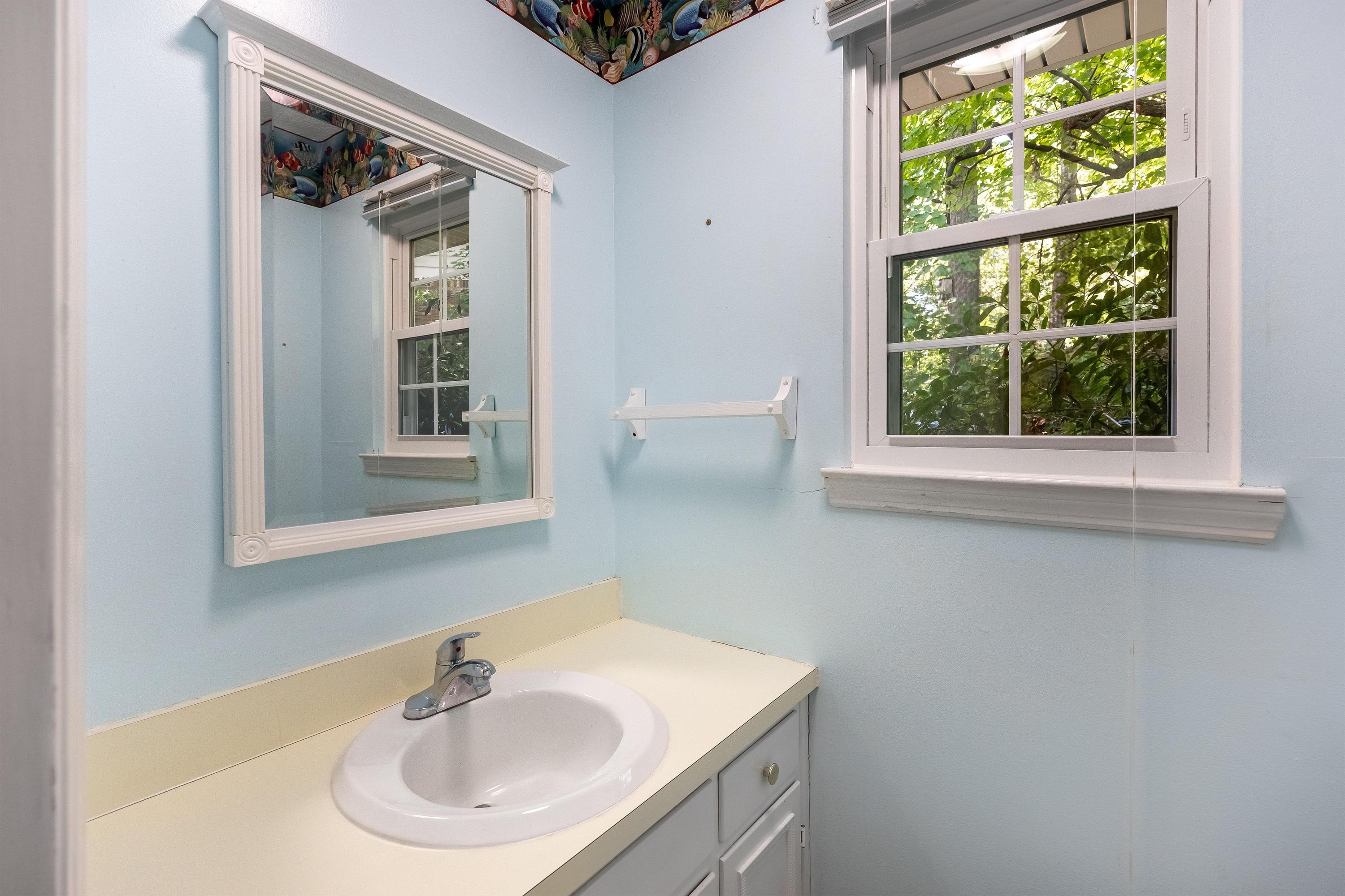 7229 Fairington Circle