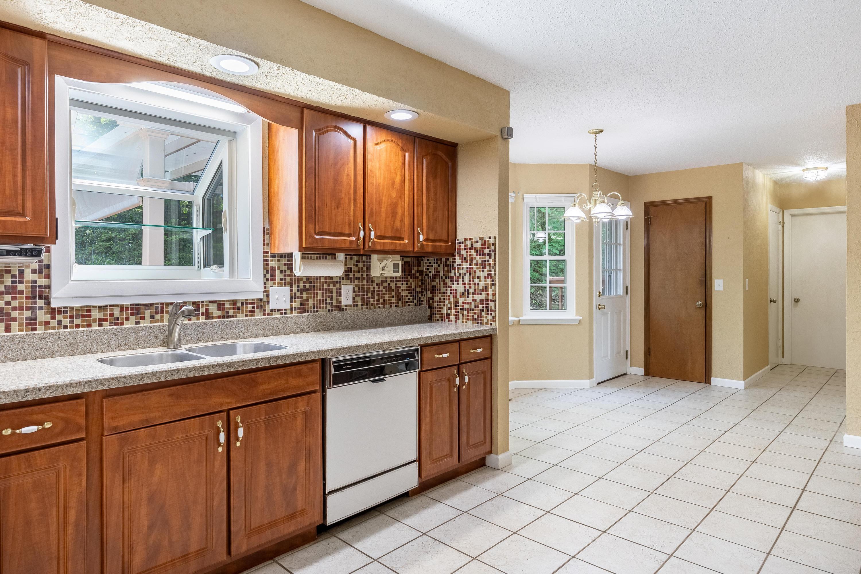 7229 Fairington Circle