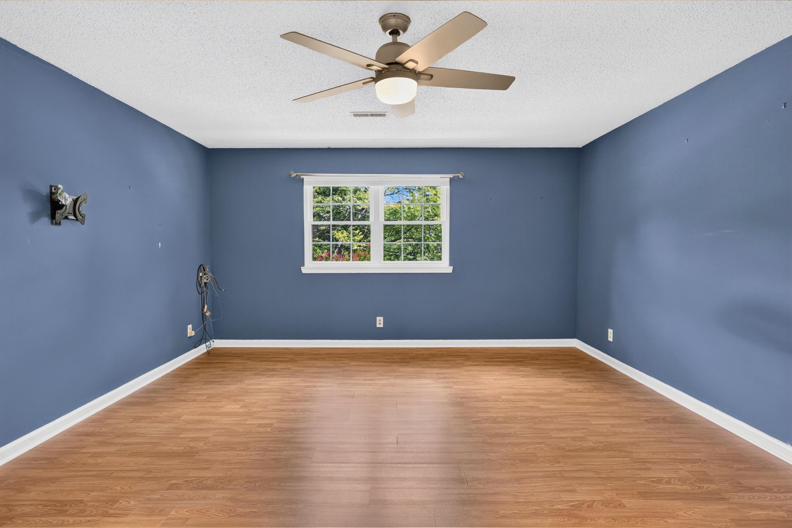 7229 Fairington Circle