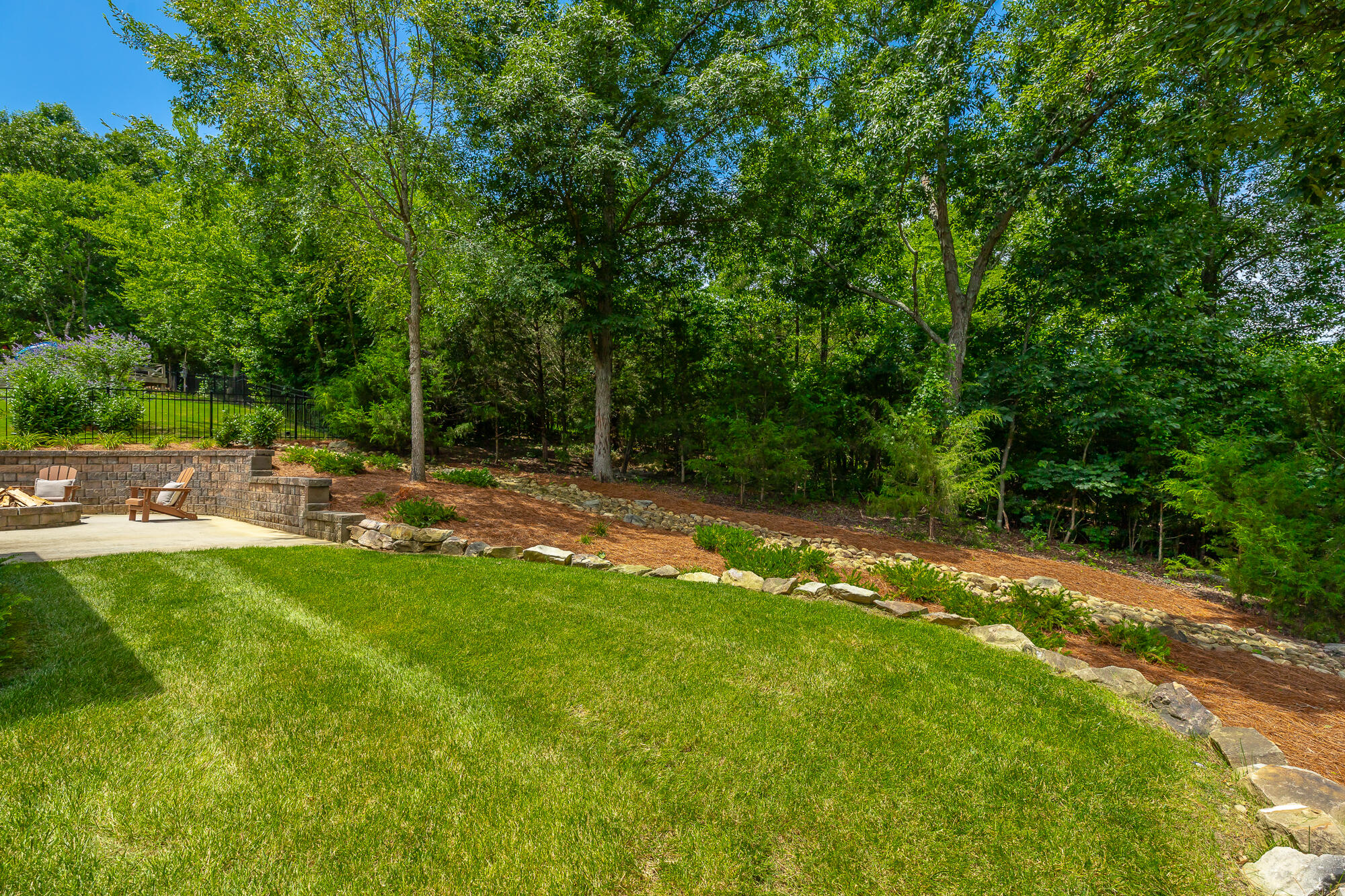 3600 Willow Lake Circle