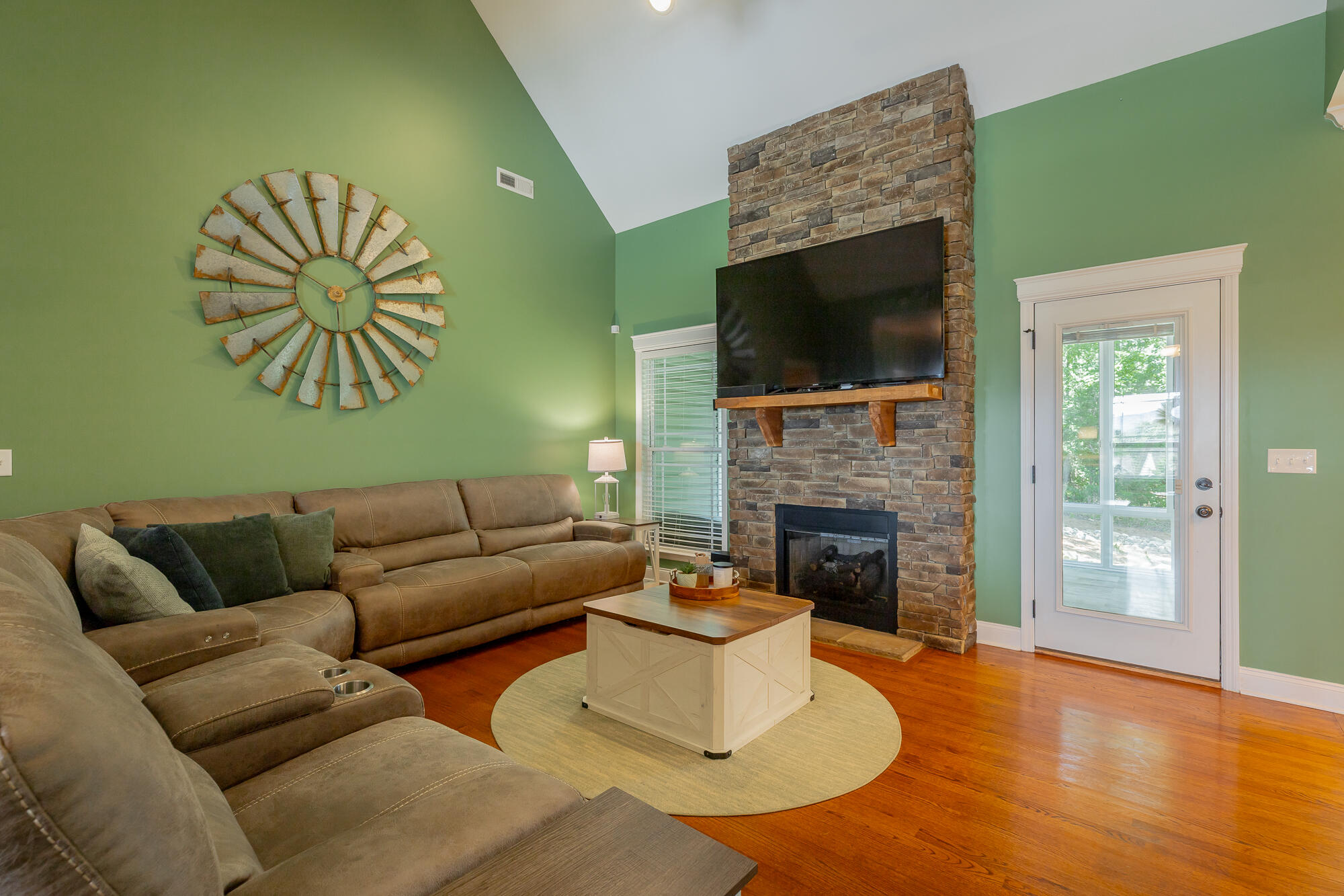 3600 Willow Lake Circle