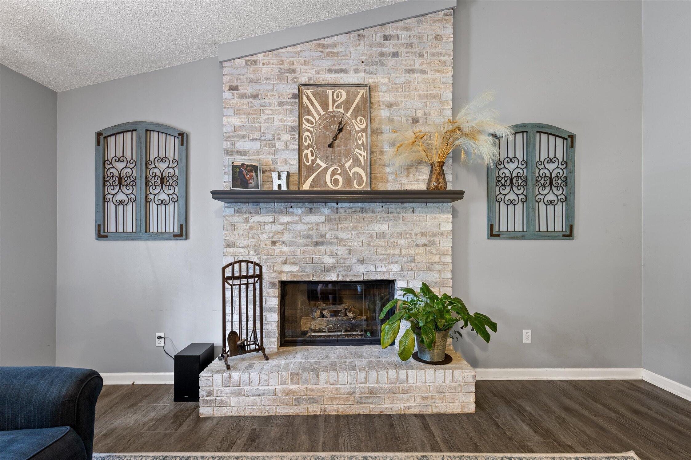 5009 Montcrest Drive