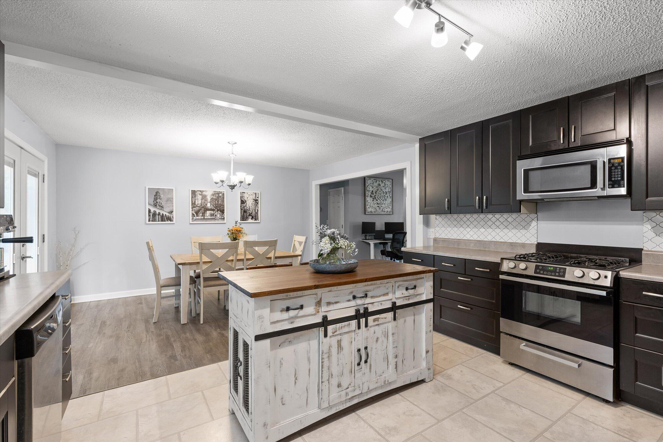 5009 Montcrest Drive