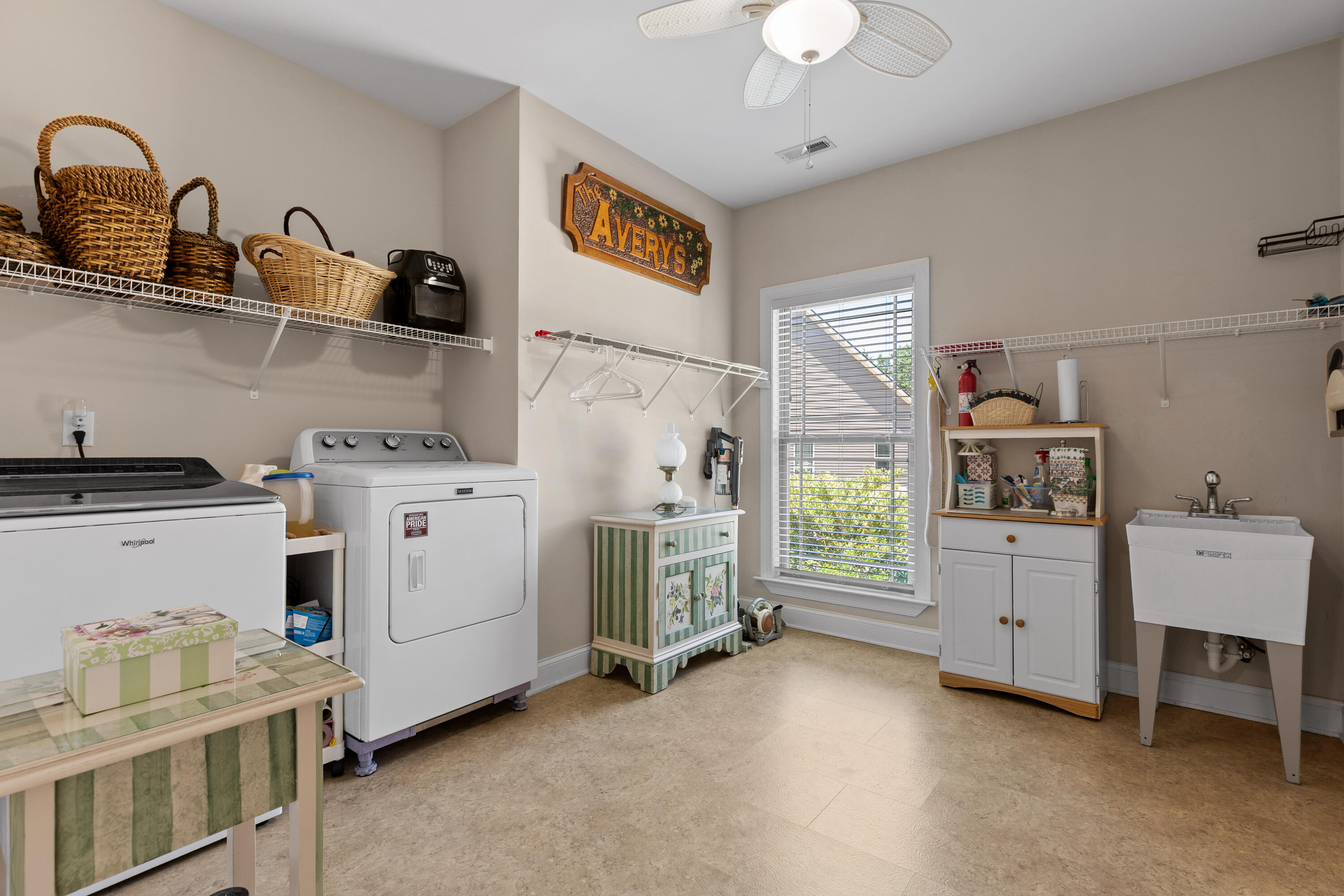 46 W Acorn Drive