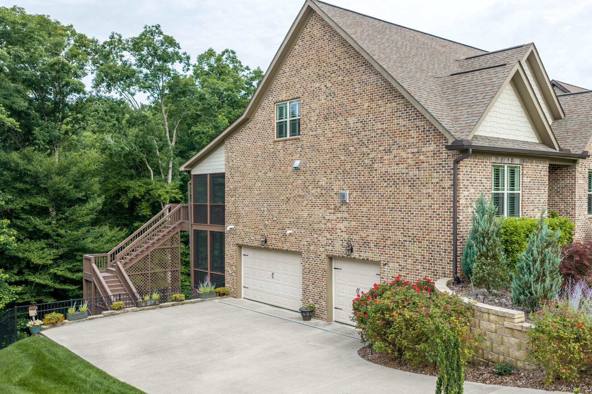 3767 Lacy Leaf Lane