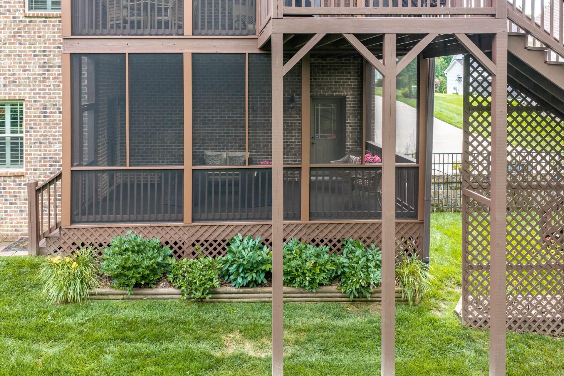 3767 Lacy Leaf Lane