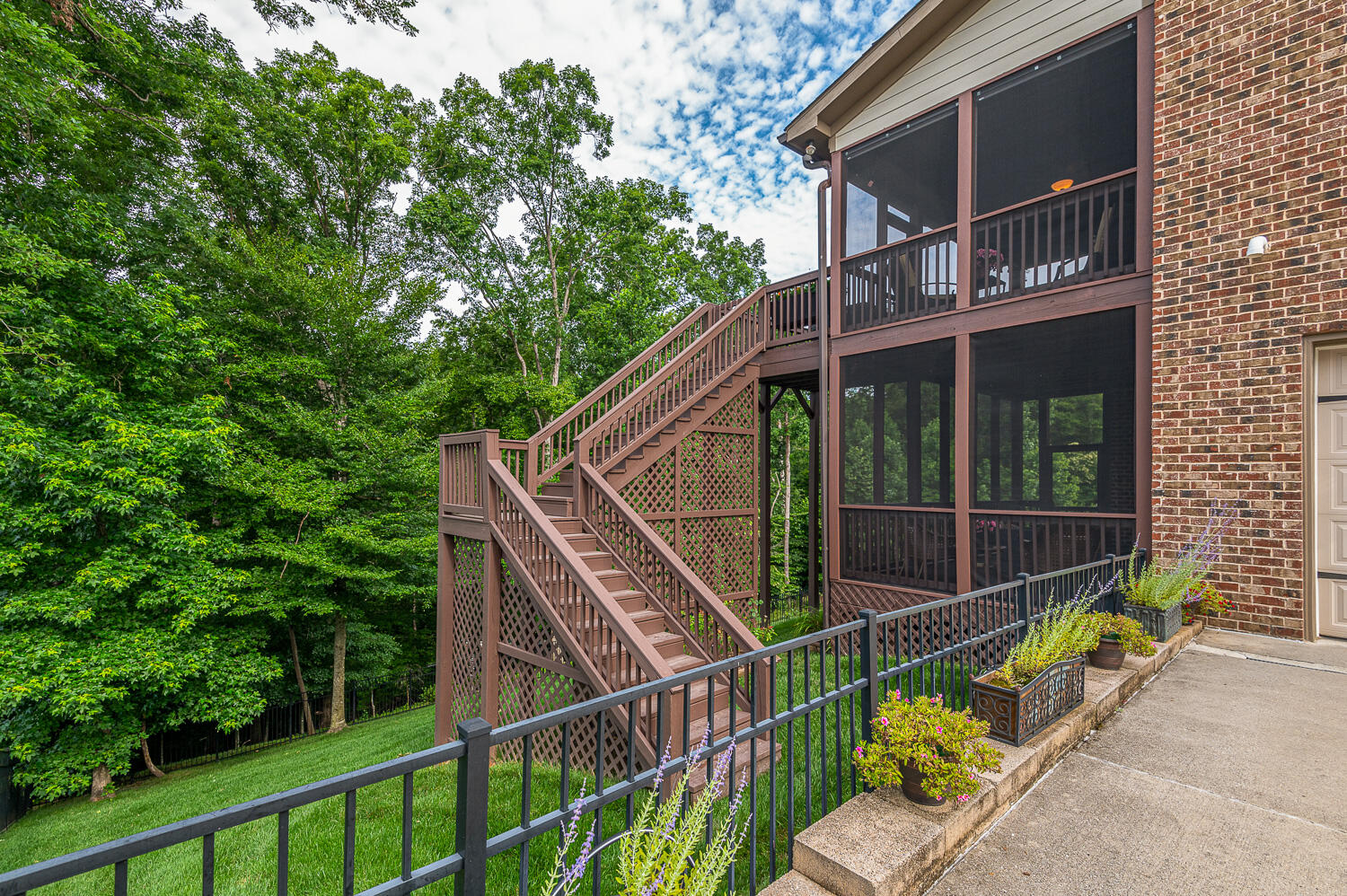 3767 Lacy Leaf Lane