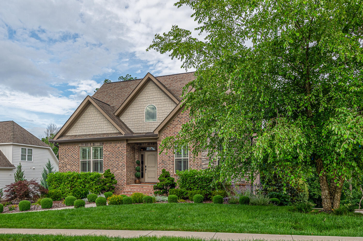 3767 Lacy Leaf Lane