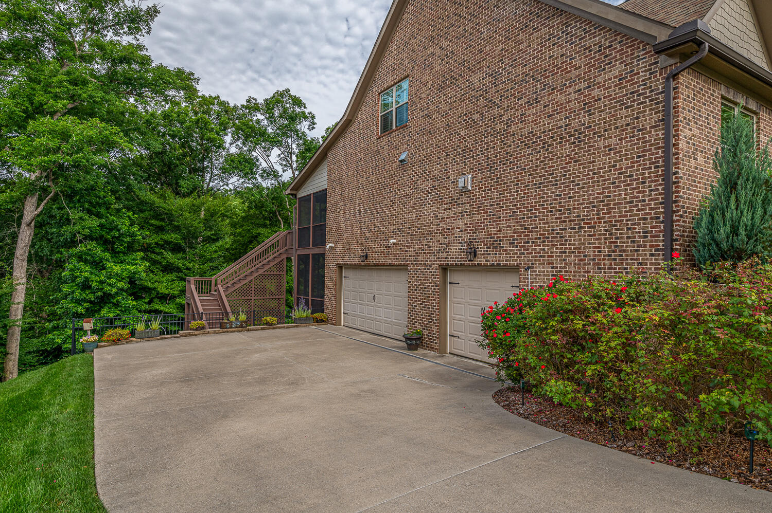 3767 Lacy Leaf Lane