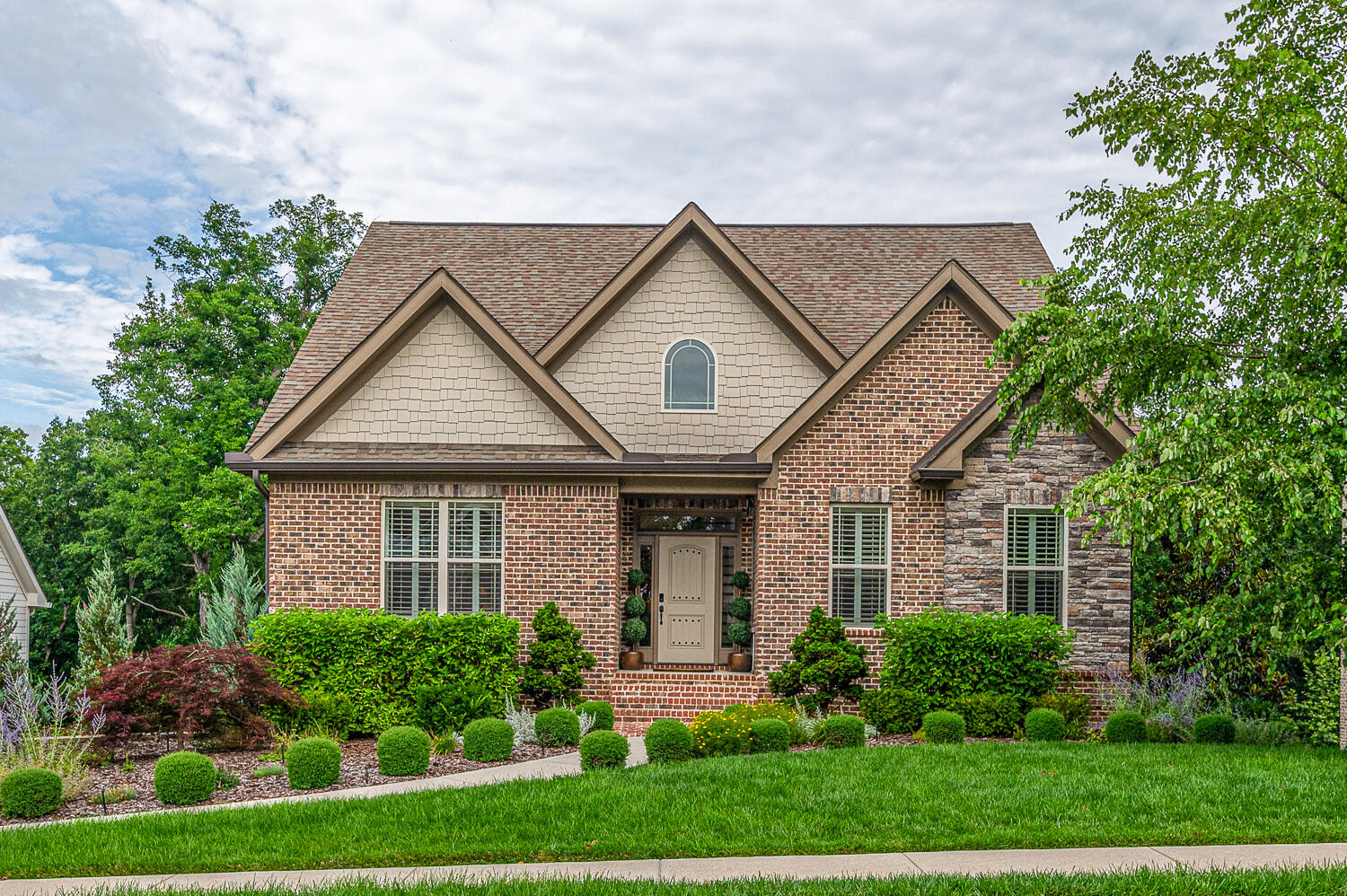 3767 Lacy Leaf Lane