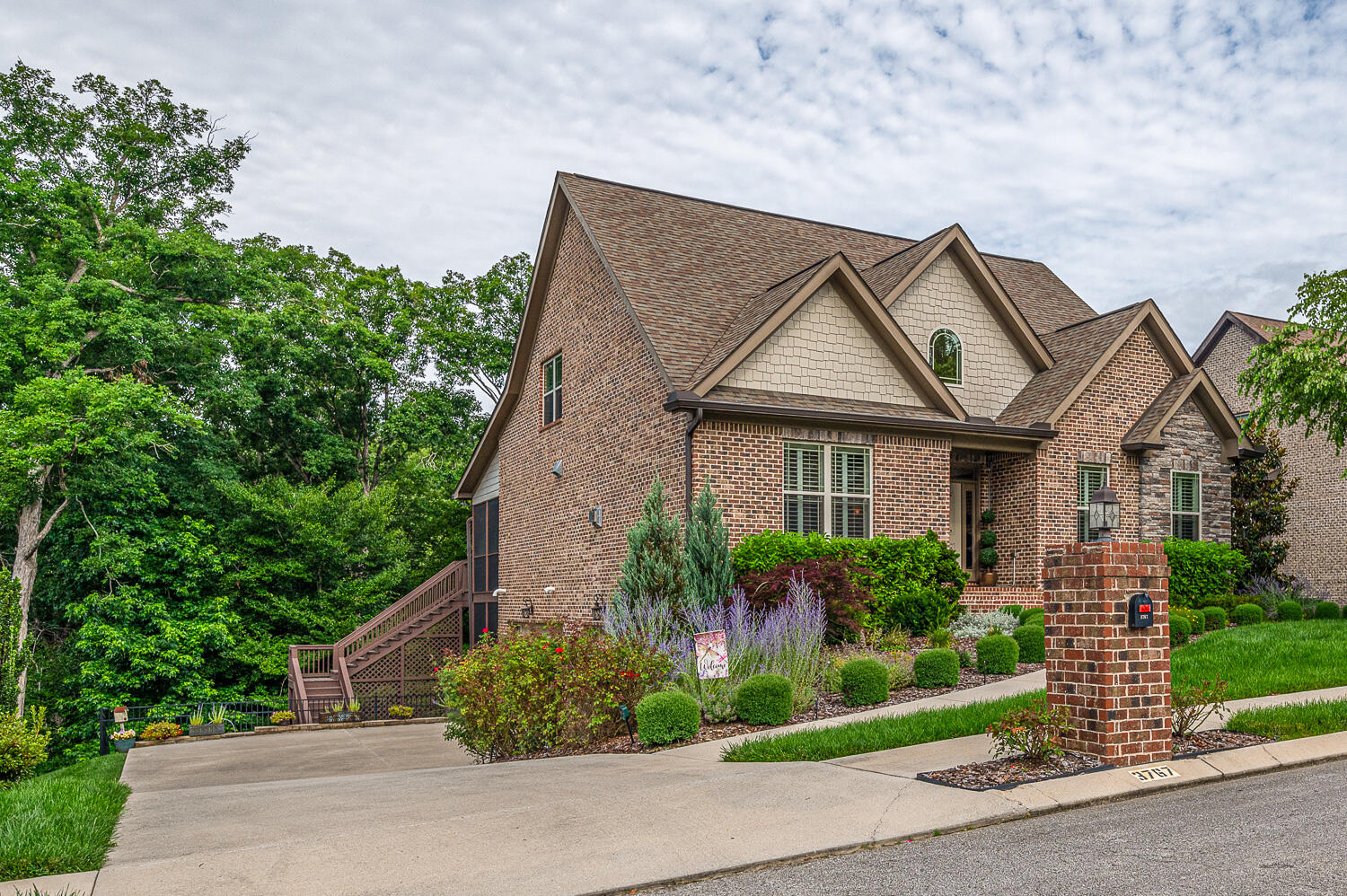 3767 Lacy Leaf Lane